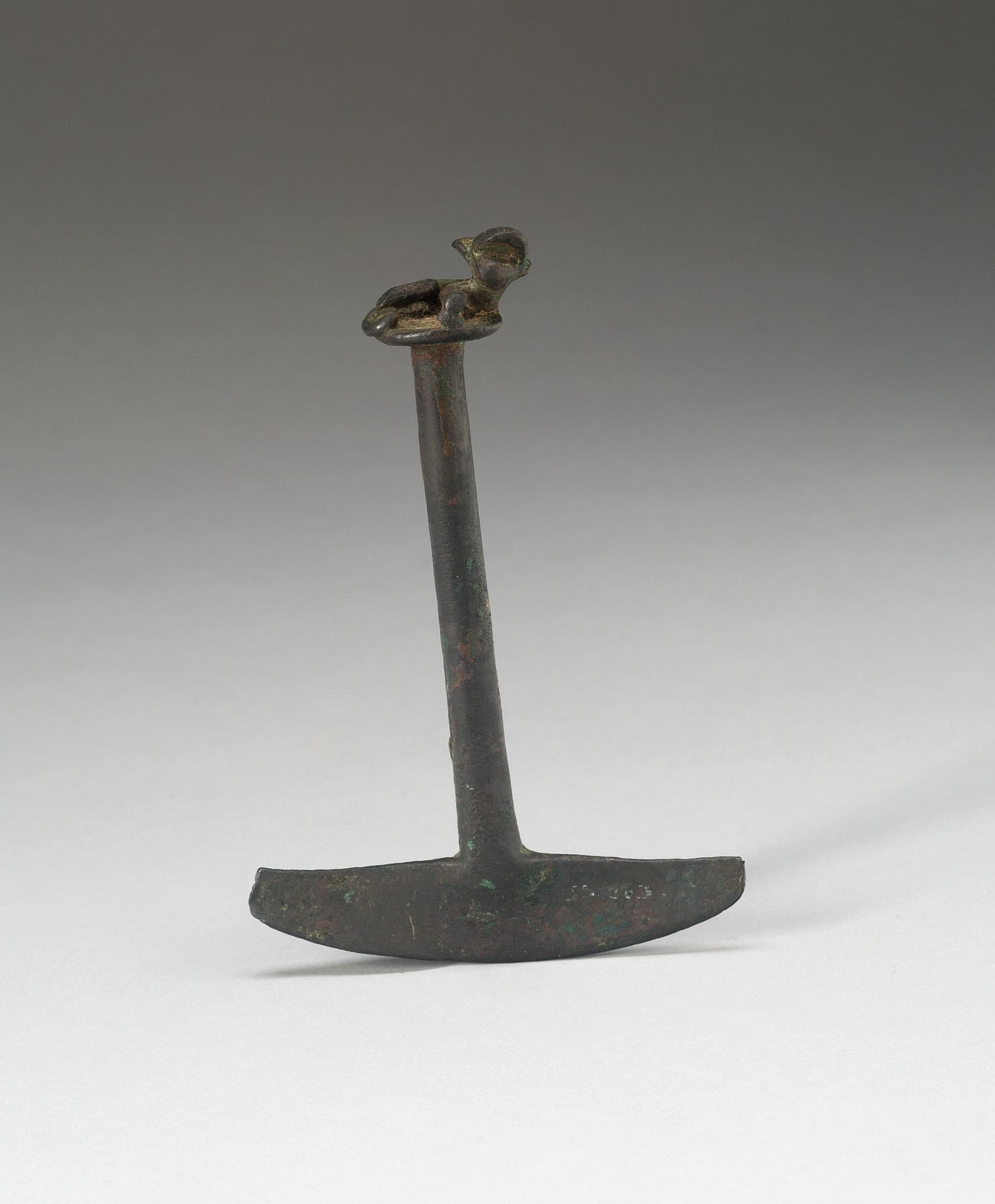 Wide-Blade Knifew with Reclining Animal on Top by Inca