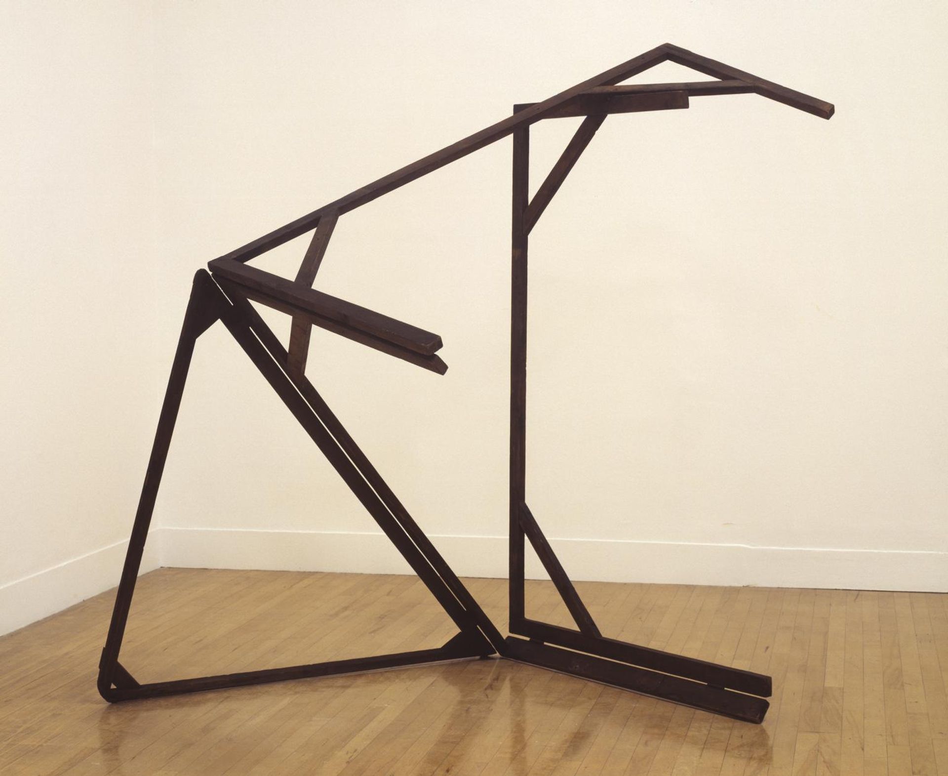 Shuttler B by William Tucker