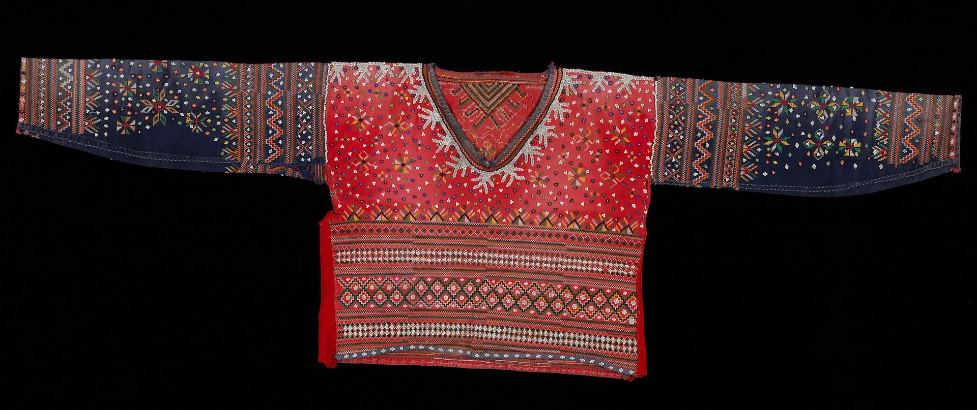 Ceremonial blouse by B'laan tribe