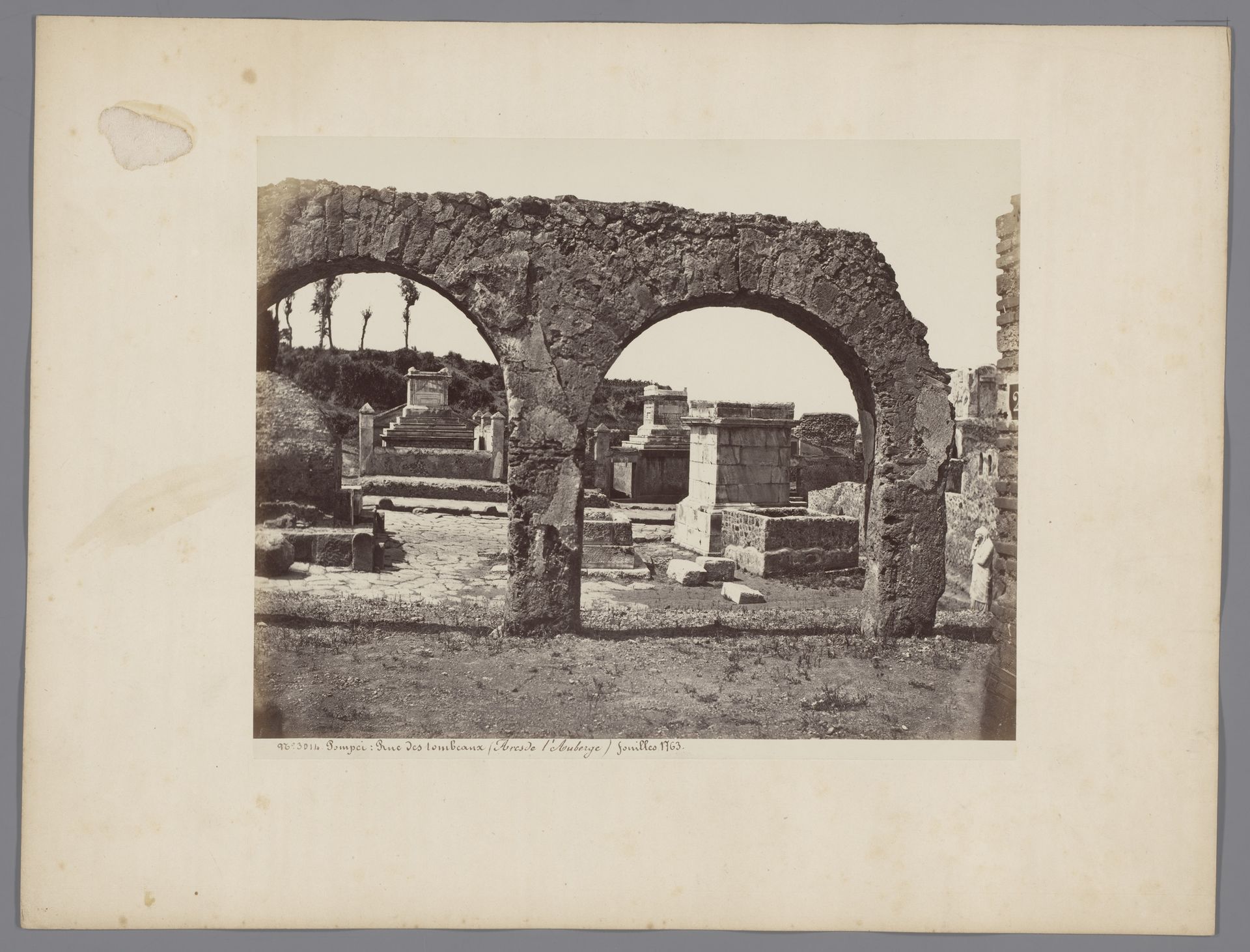 Ruïnes te Pompeï, Italië by Giorgio Sommer