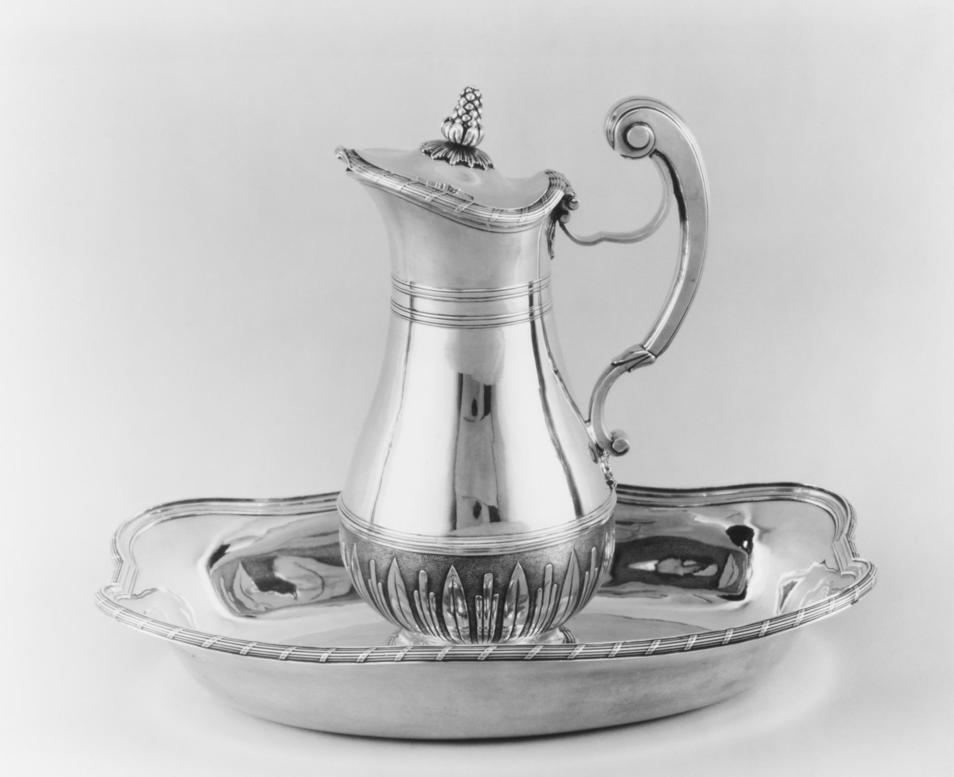 Ewer and basin by Pierre Miston