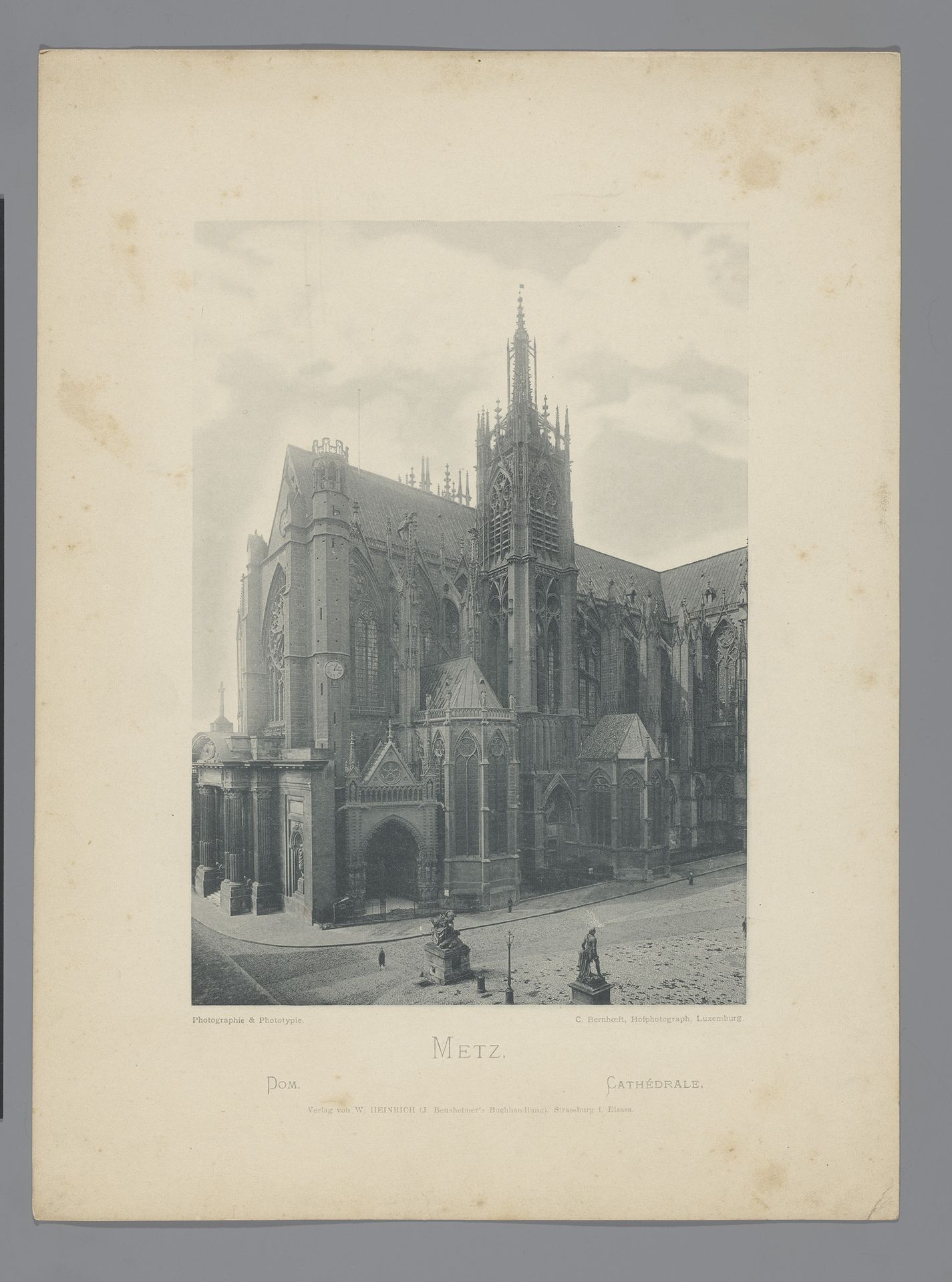 Gezicht op de kathedraal van Metz by Charles Bernhoeft
