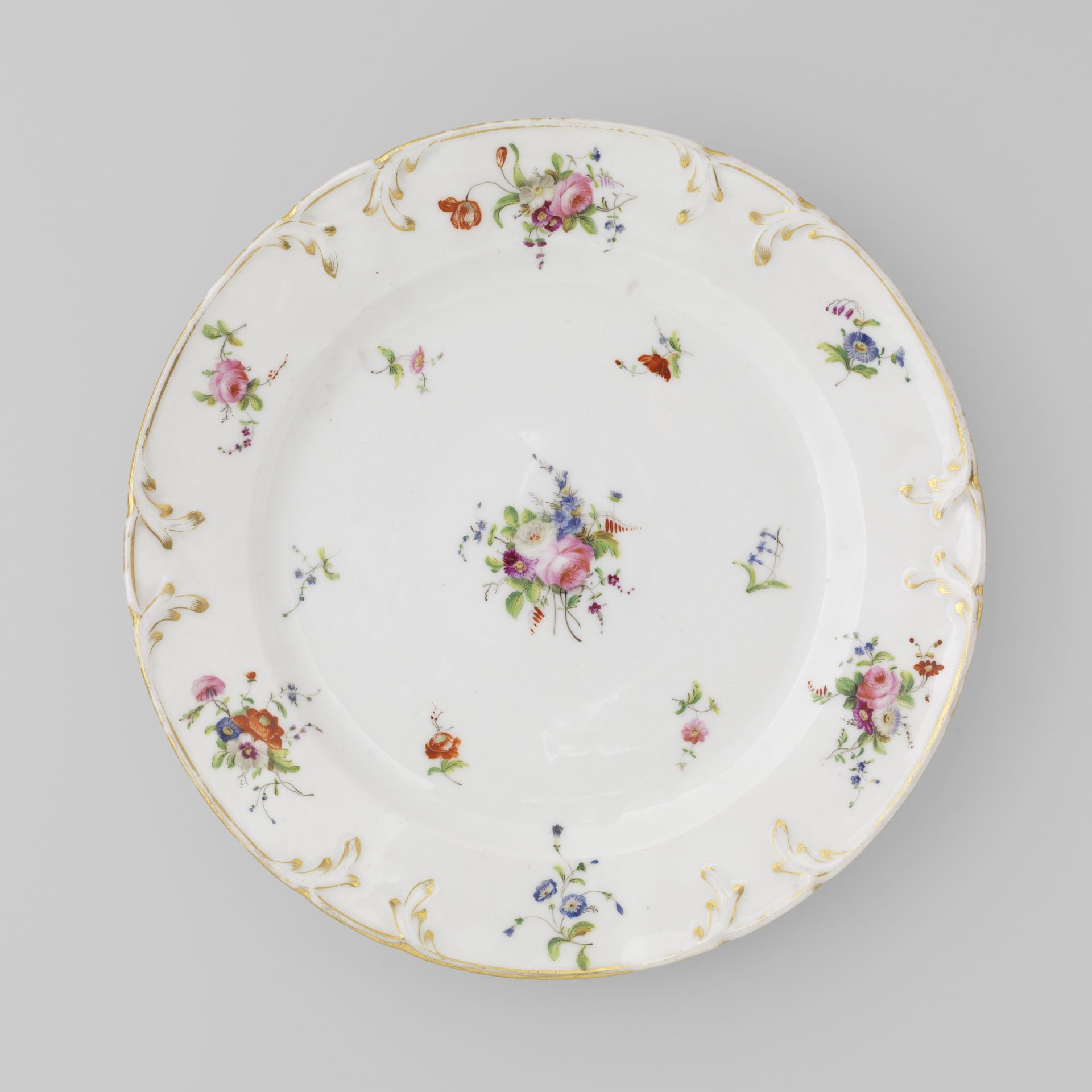 Dish with bouquets and flower sprays by Fabriek Dominique Denuelle
