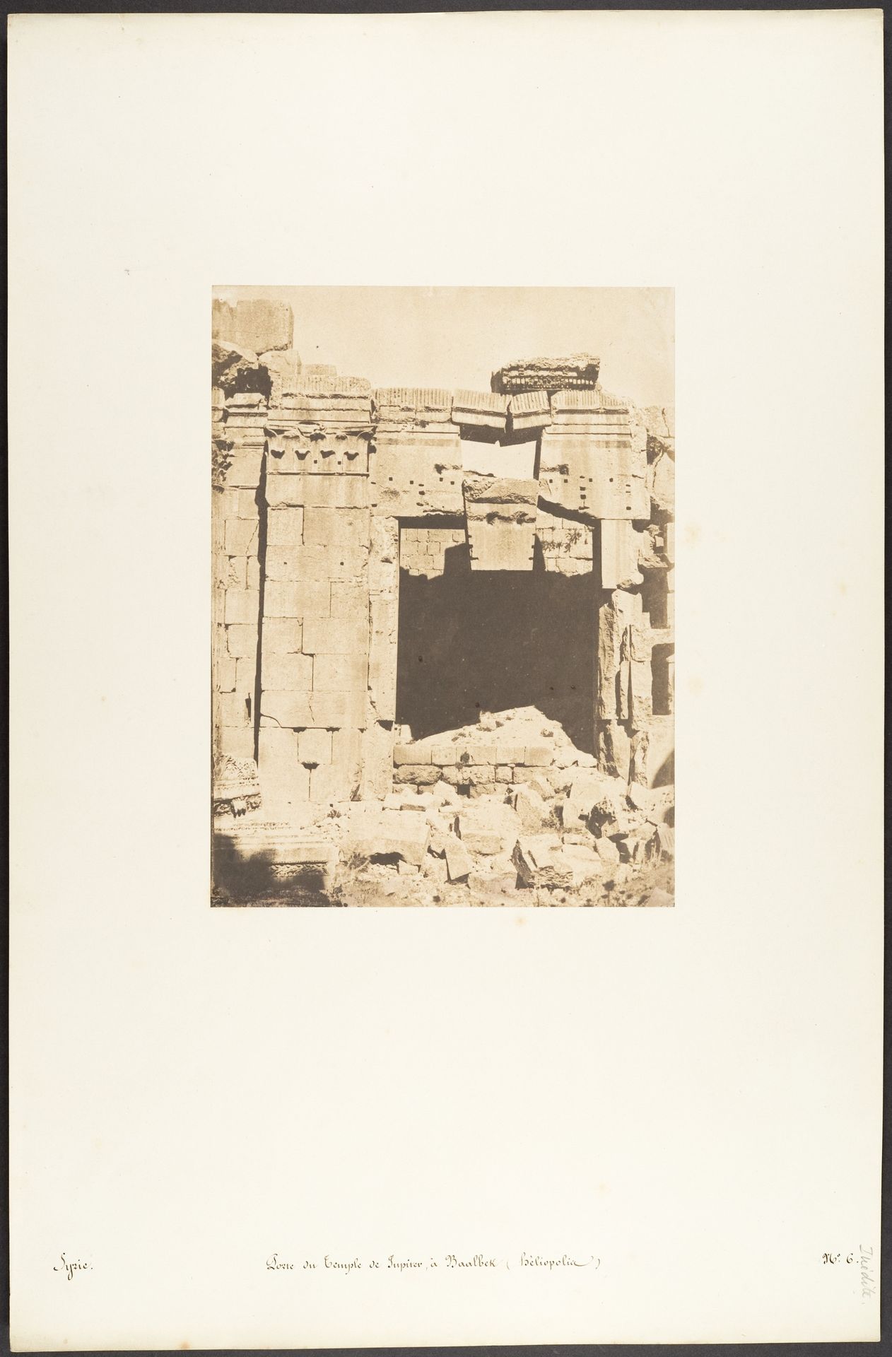 Porte du Temple de Jupiter, à Baalbek (Héliopolis) by Maxime Du Camp