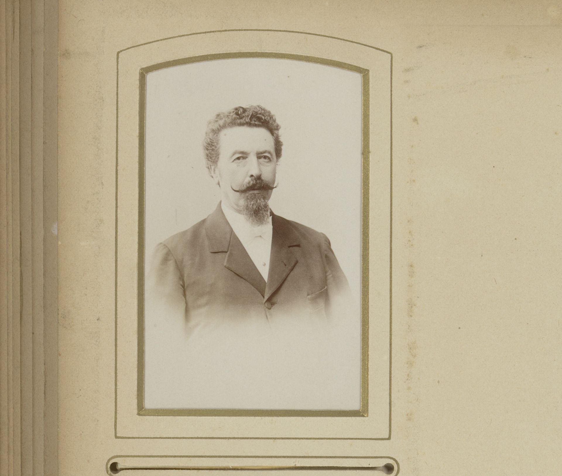 Portret van een man met snor en sik by Edouard Fabronius