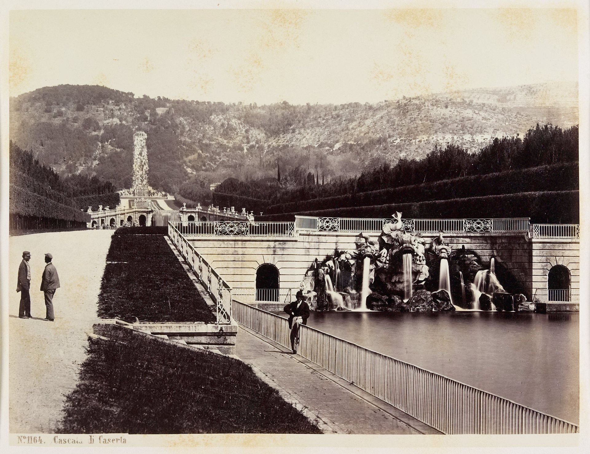 Casata di Caserta by Giorgio Sommer