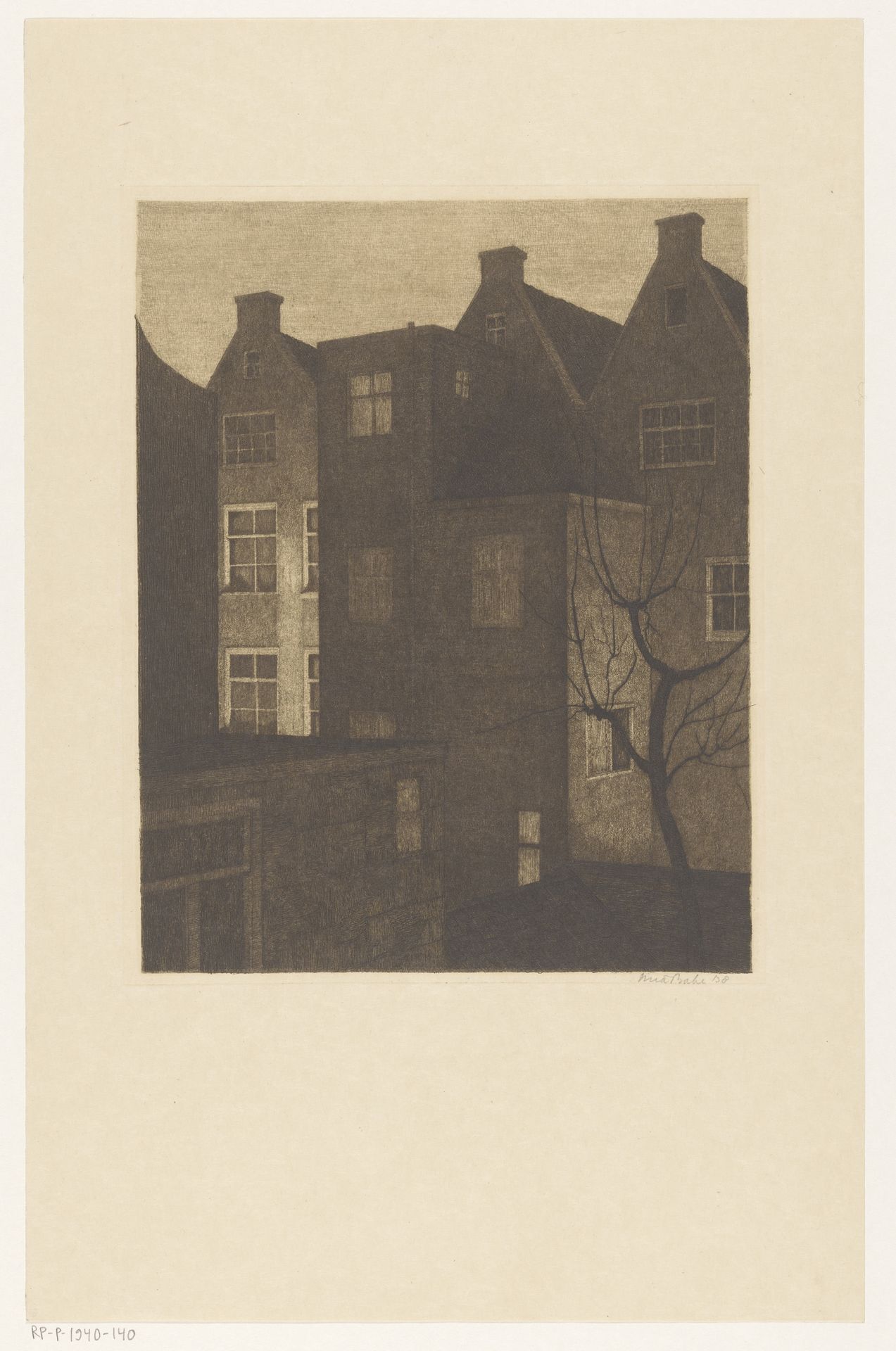 Stadsgezicht met achtergevels by Mia Bake