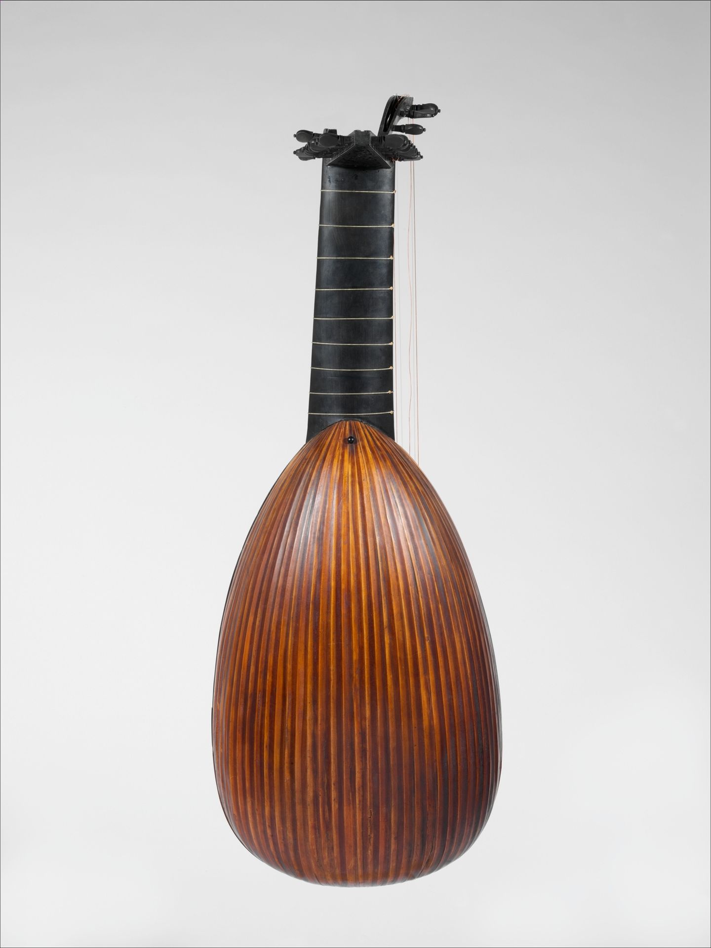 Lute by Wendelin Tieffenbrucker