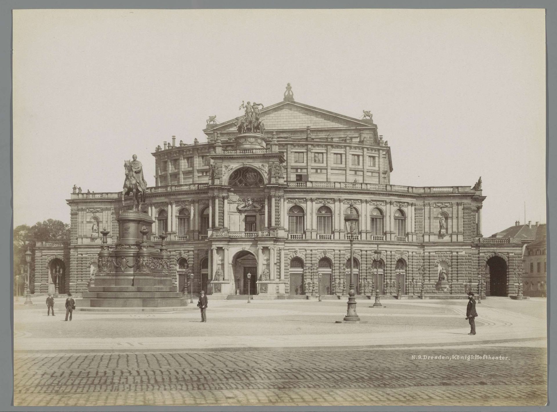 Semperoper in Dresden by Rudolph Tamme