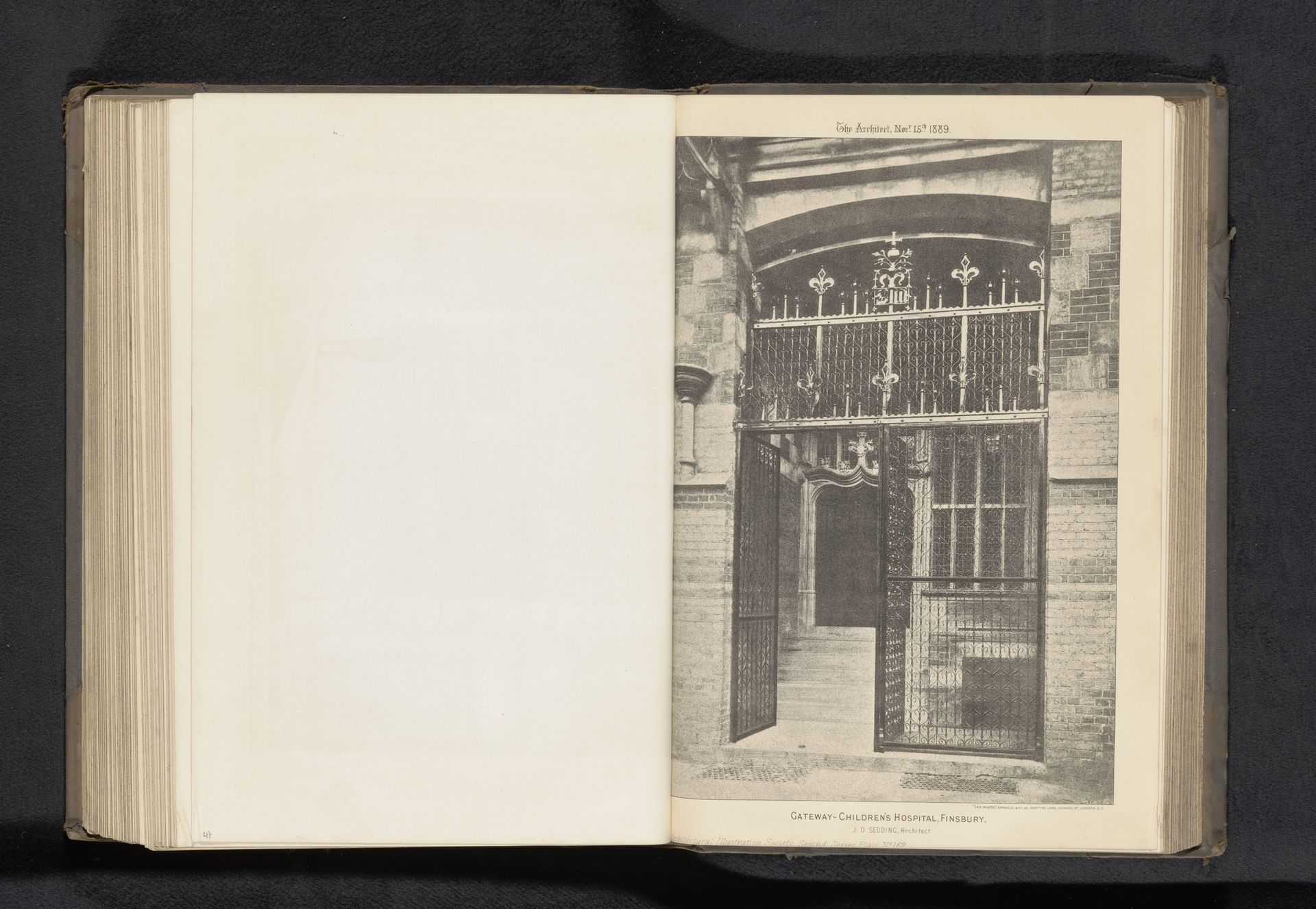 Poort van het kinderziekenhuis te Finsbury by Anonymous