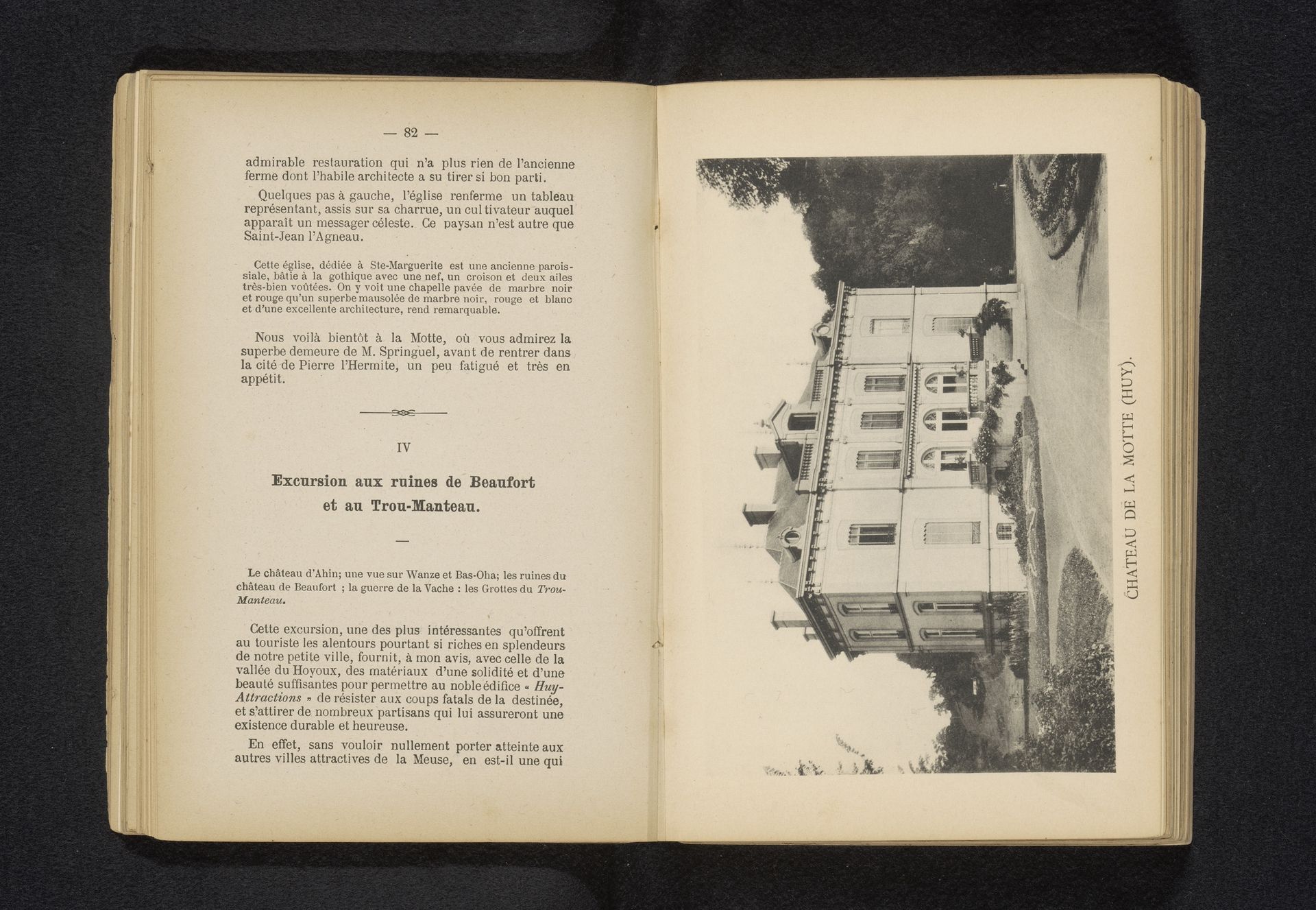 Gezicht op Château de la Motte te Hoei by Victor Gaillard