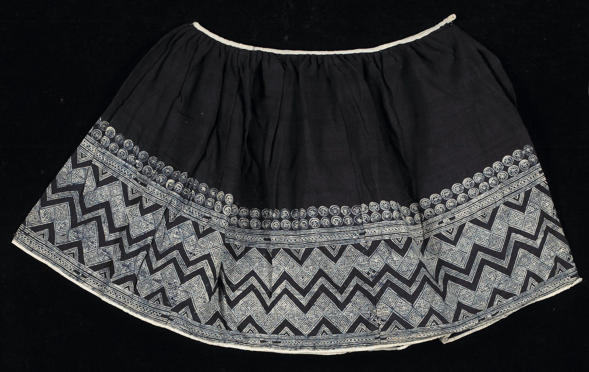 Skirt by Coin Yao