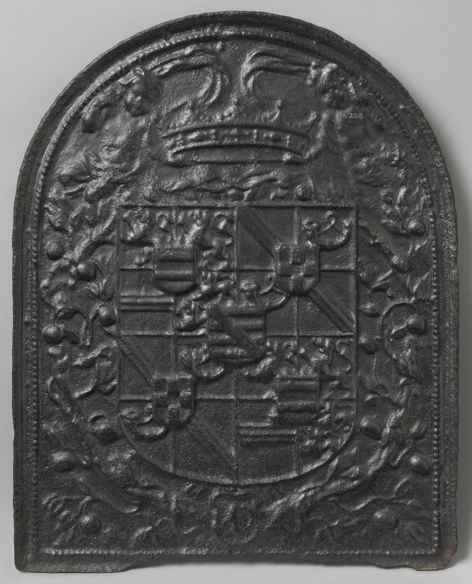 Haardplaat met het wapen van Maurits van Oranje by Anonymous