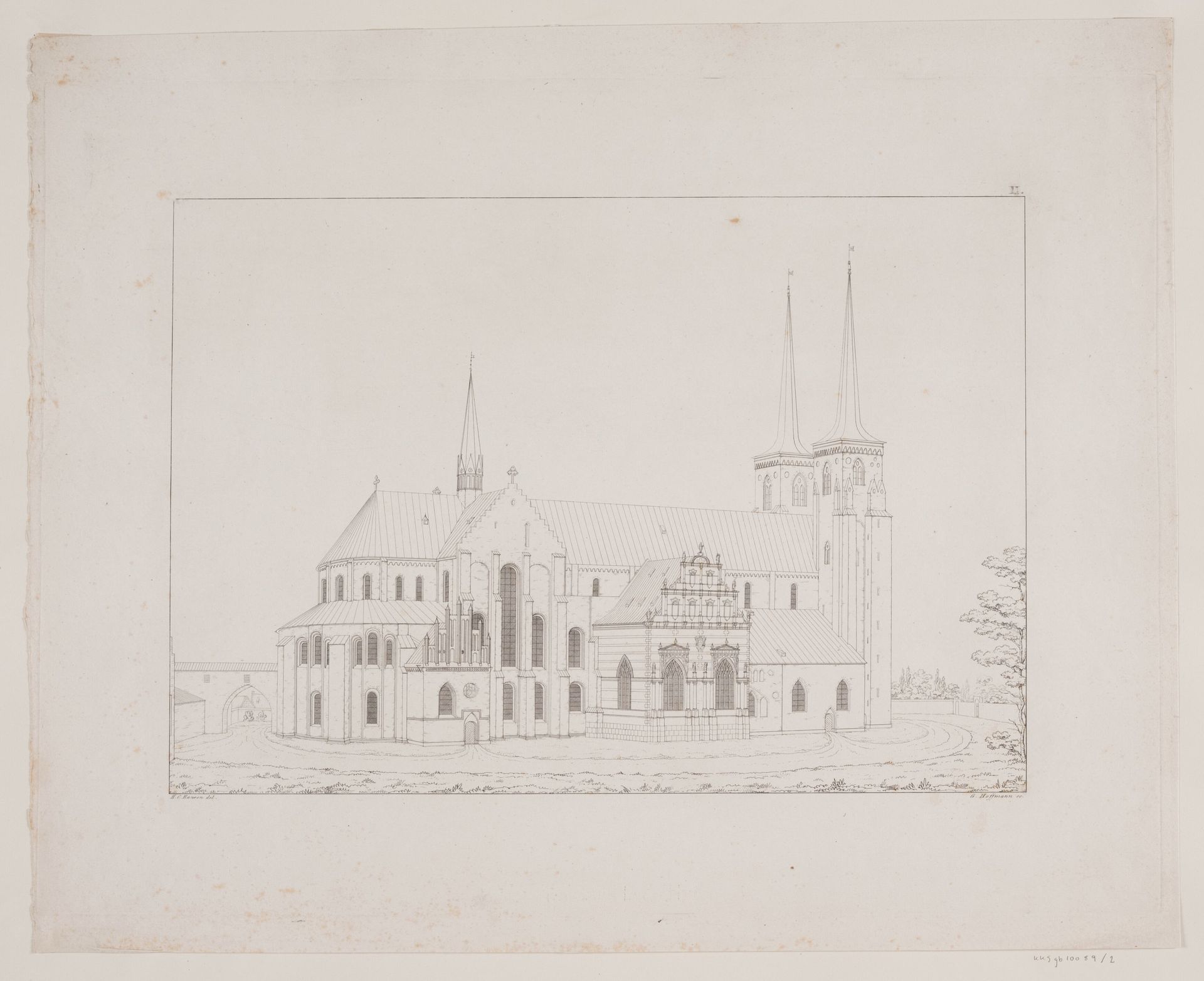 Roskilde Domkirke set fra nord by Georg Hoffmann