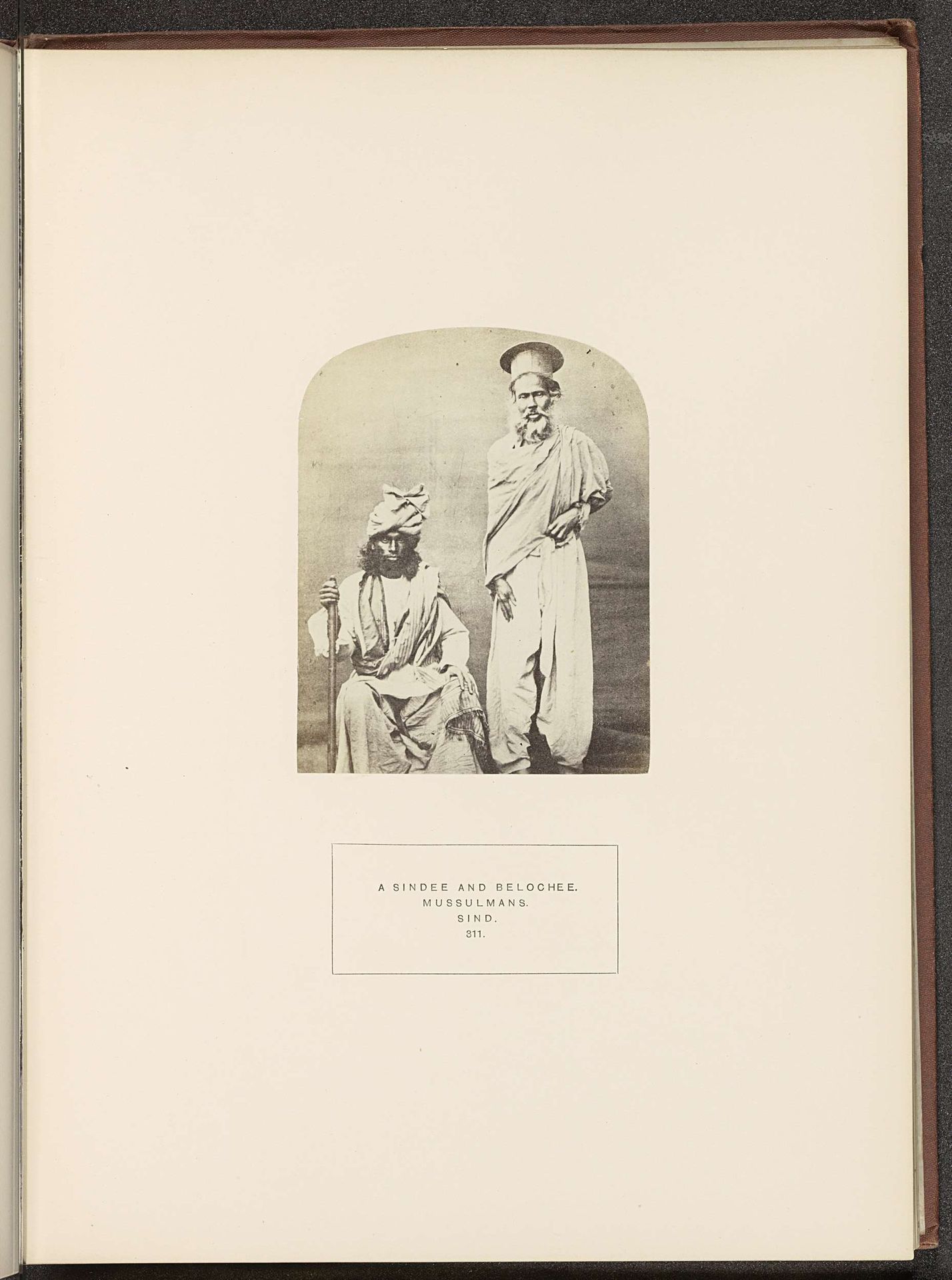 Portret van twee onbekende mannen uit Sindh by Henry Charles Baskerville Tanner