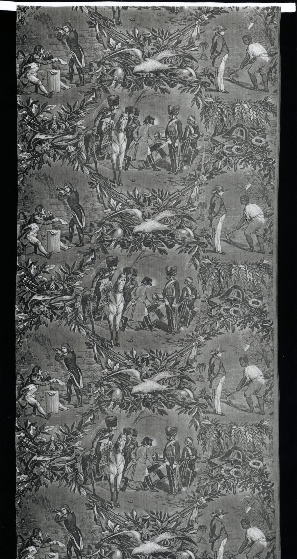 Episodes de la Vie de Napoléon Ier (Episodes from the life of Napoleon the first) (Furnishing Fabric) by George Zipelius