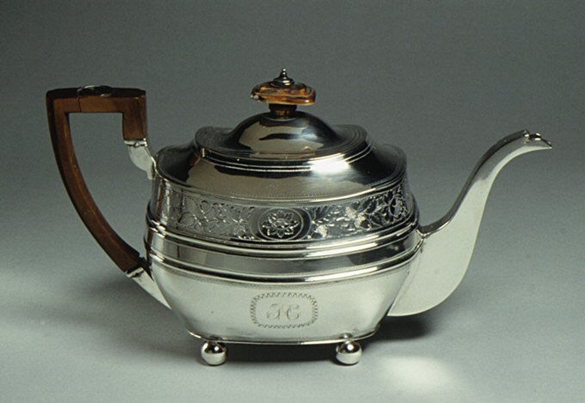 Teapot by Duncan Urquhart