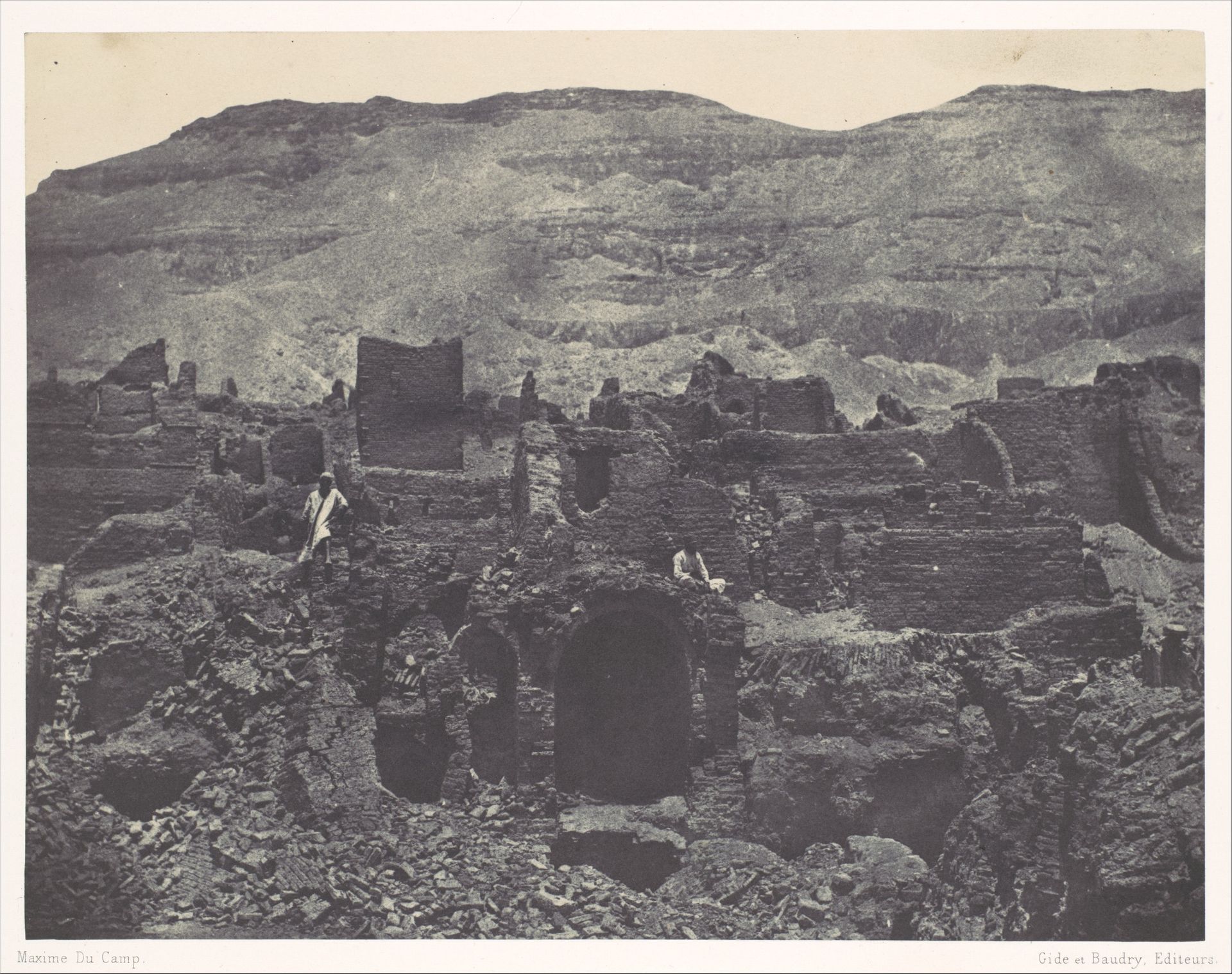 Thebes. Médinet-Habou. Runes de la ville de Papa by Maxime Du Camp