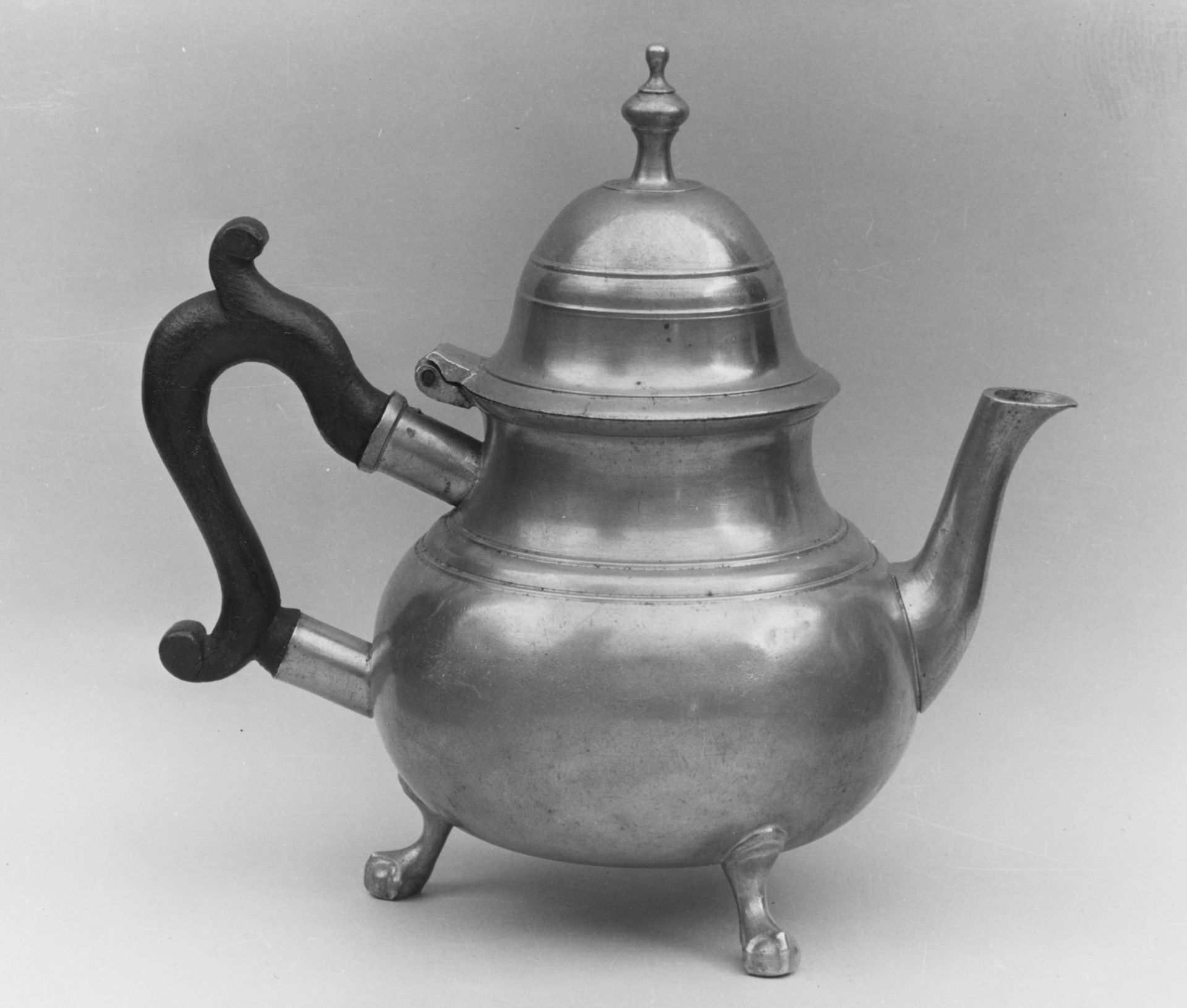 Teapot by William Will