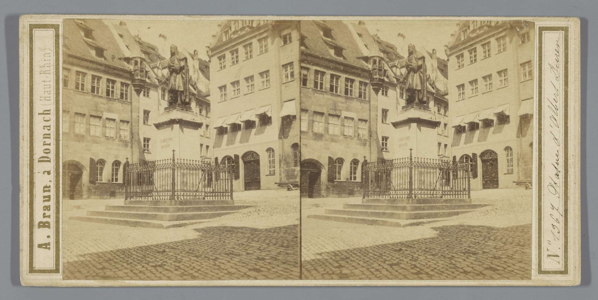 Standbeeld van Albrecht Dürer in Neurenberg by Anonymous
