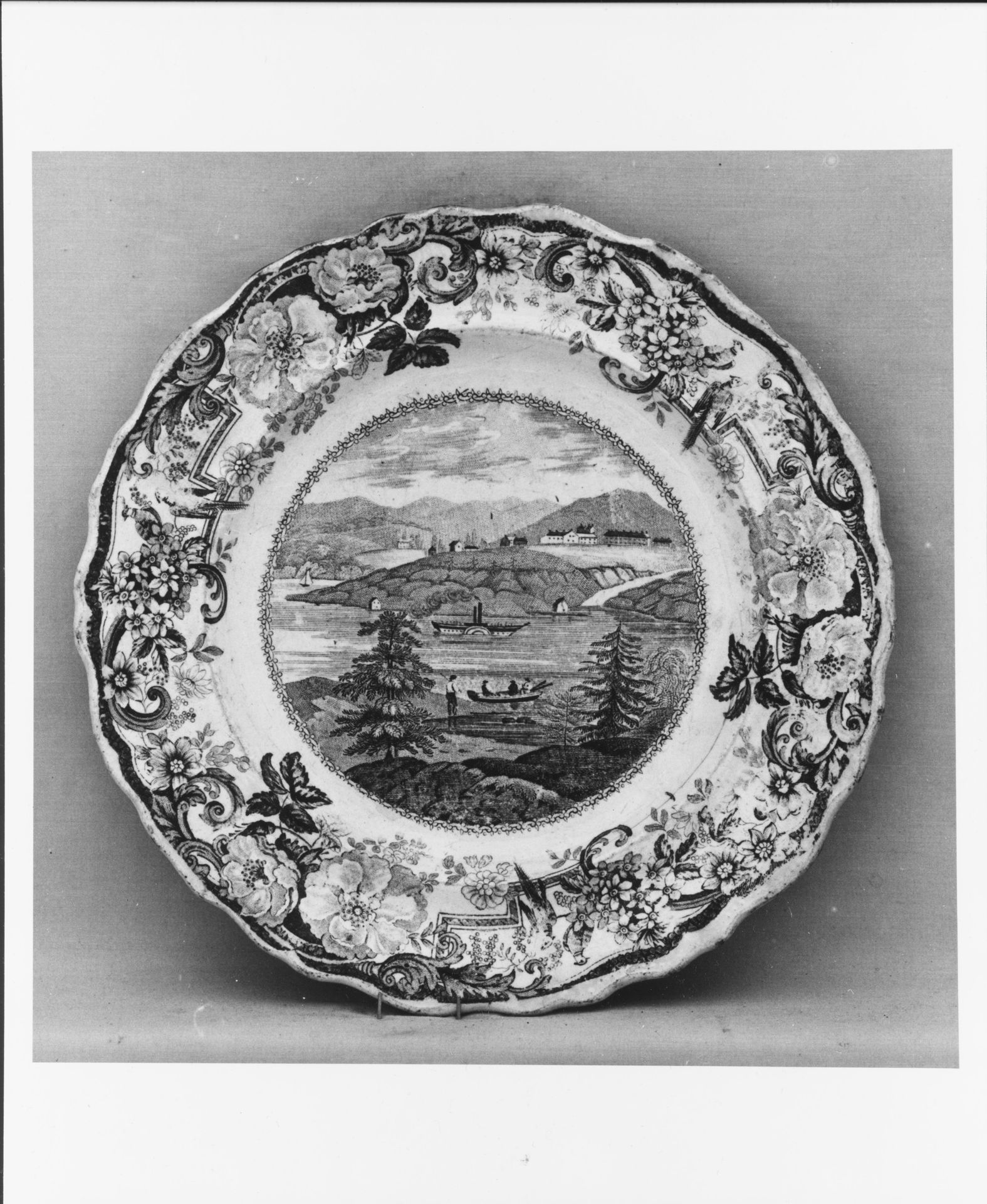 Plate by James and Ralph Clews