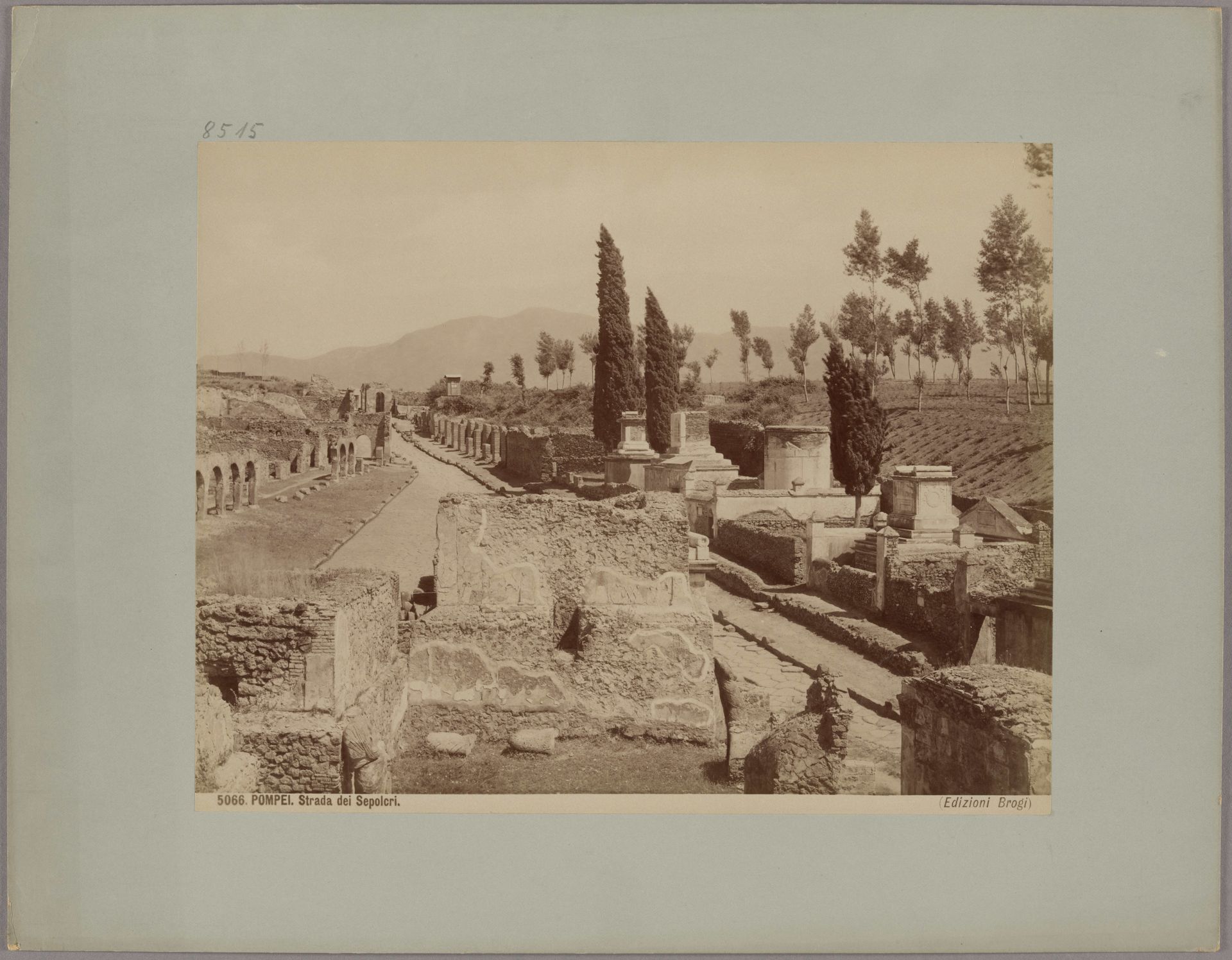 Pompeii_ Sepulchre Road, No. 5066 by Giacomo Brogi