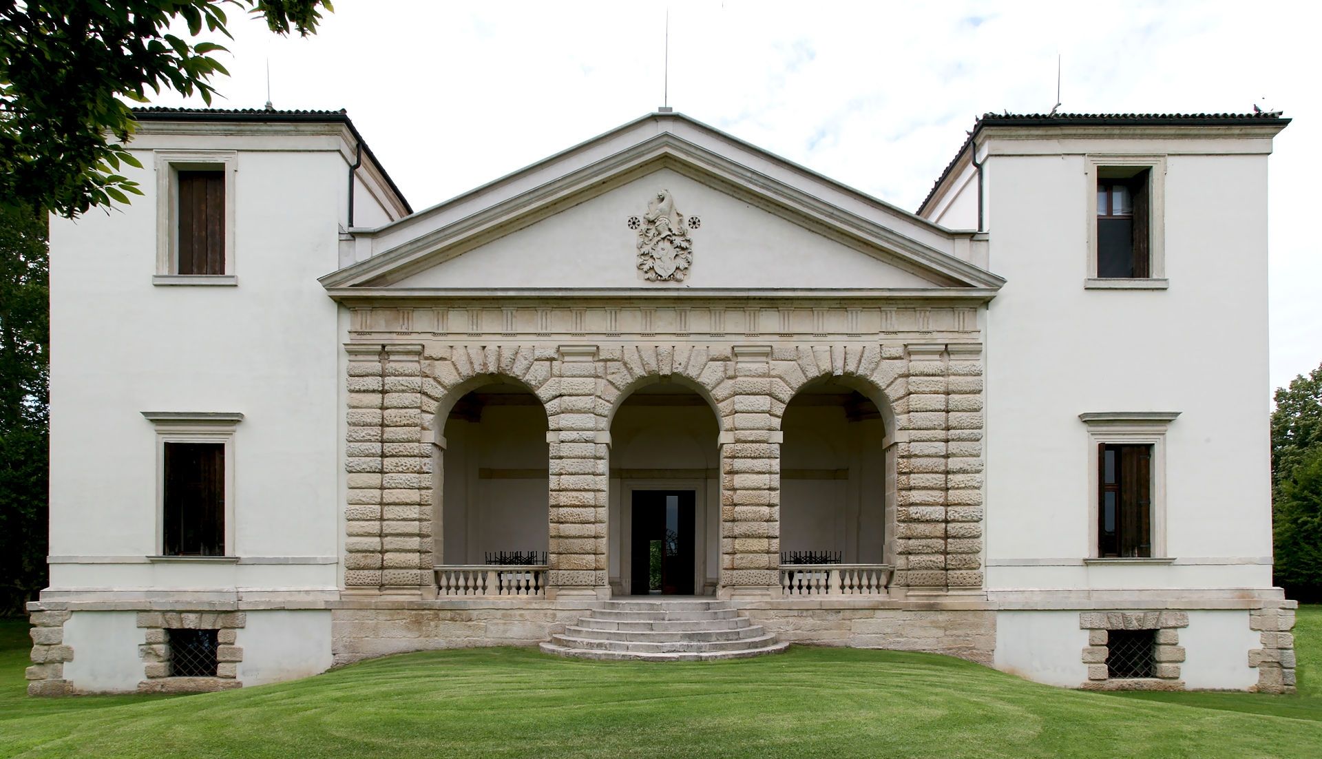 Villa Pisani, Bagnolo by Andrea Palladio