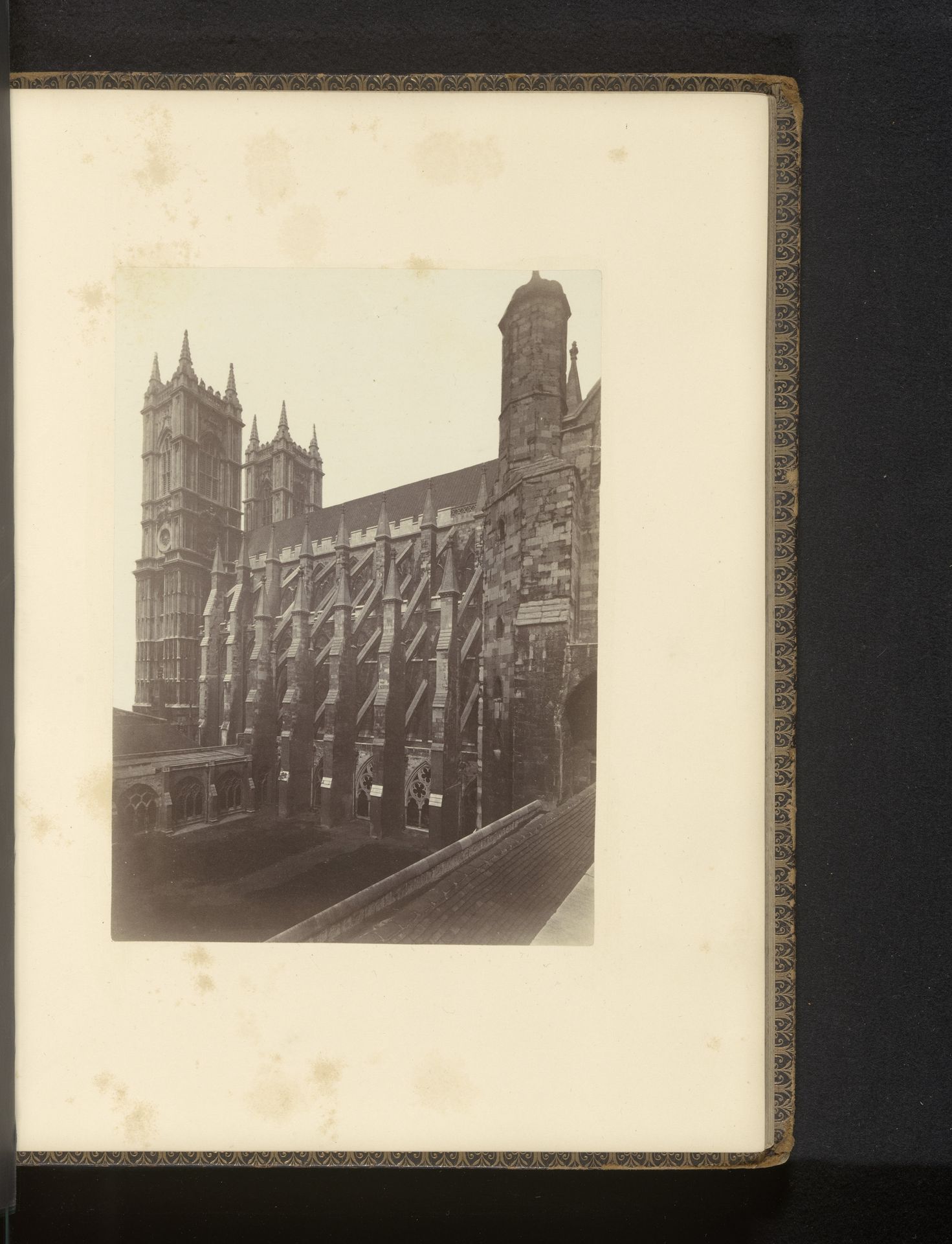 Westminster Abbey, de zuidelijke kant, kijkend naar het westen by John Harrington