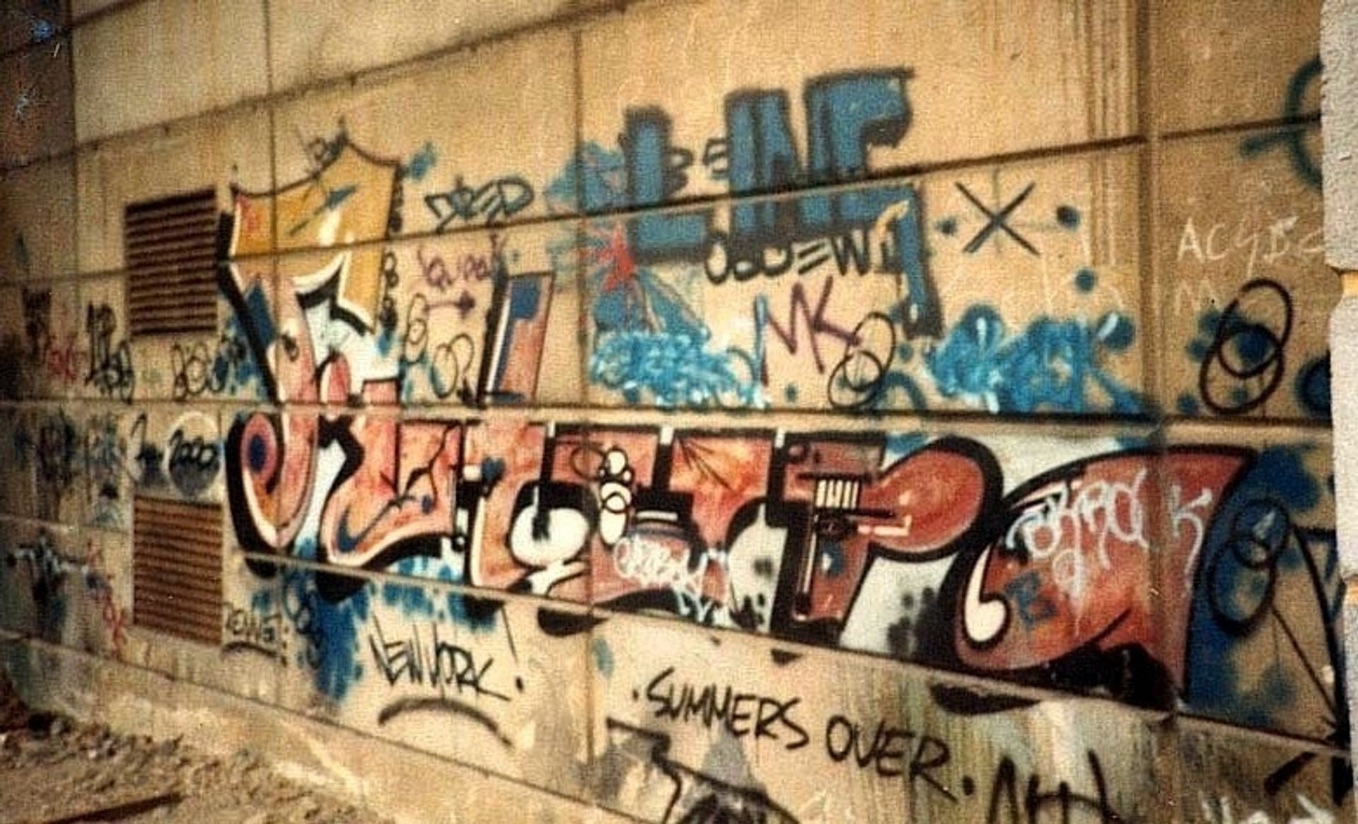 Piece by Futura 2000