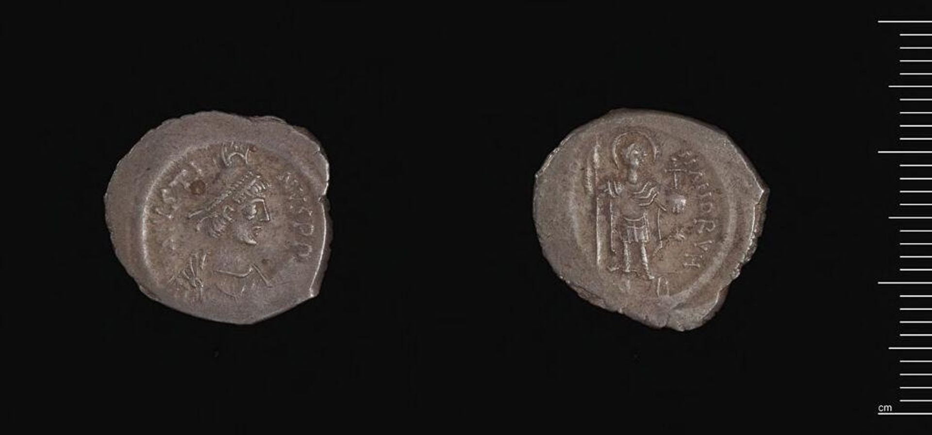 Coin of Justin II by Justin II