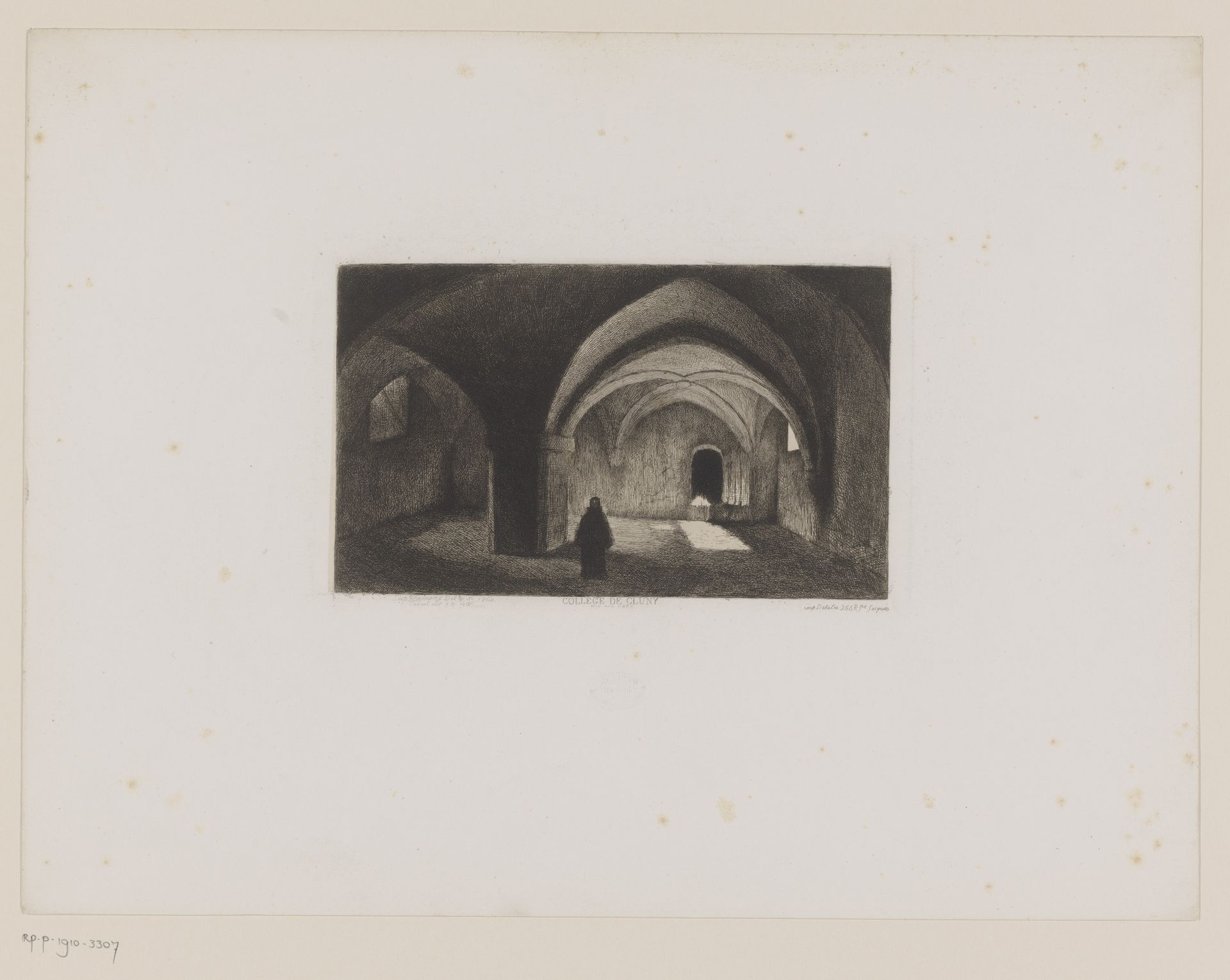 Monnik in een duistere ruimte met gewelfd plafond by Léopold Flameng
