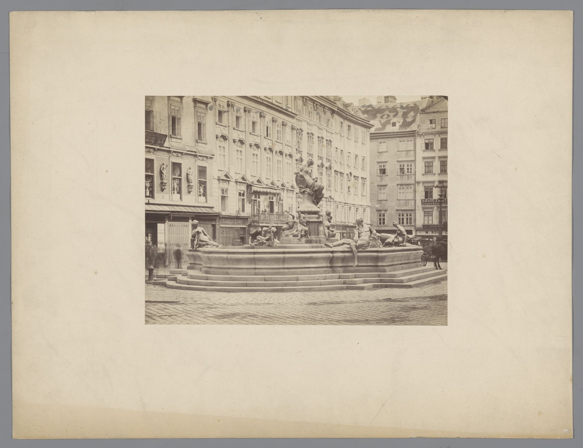 Fontein door Raphael Donner op de Neuer Markt te Wenen by Anonymous