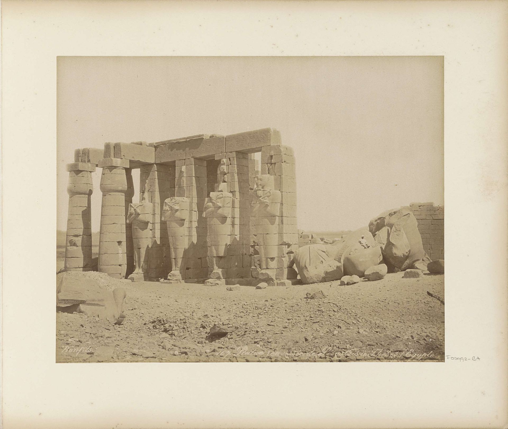 Ramesseum (tempel van Ramses II), Thebe (Luxor) by Maison Bonfils