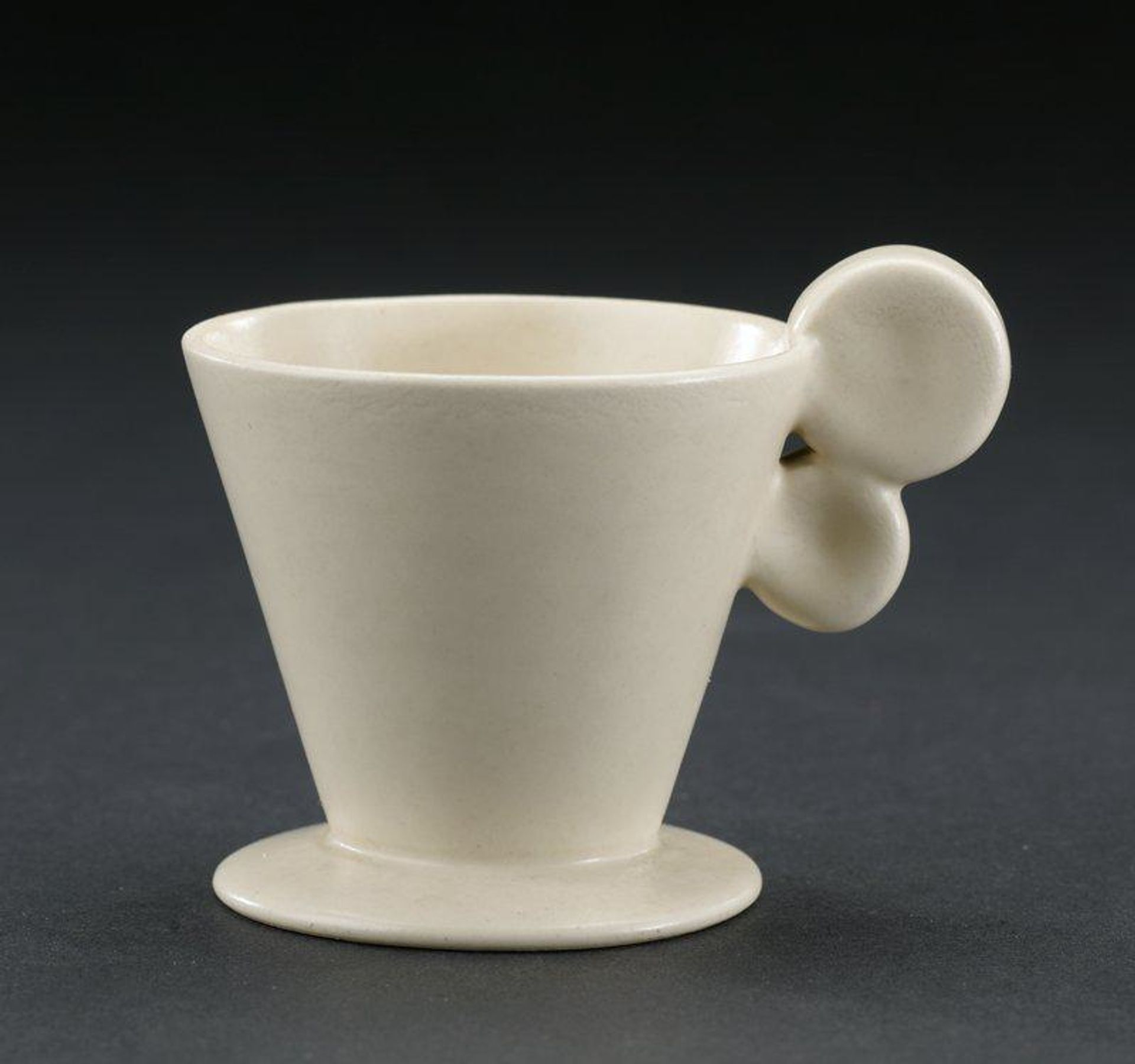 Cup and saucer from a tea service by Margarete Heymann-Marks Löbenstein