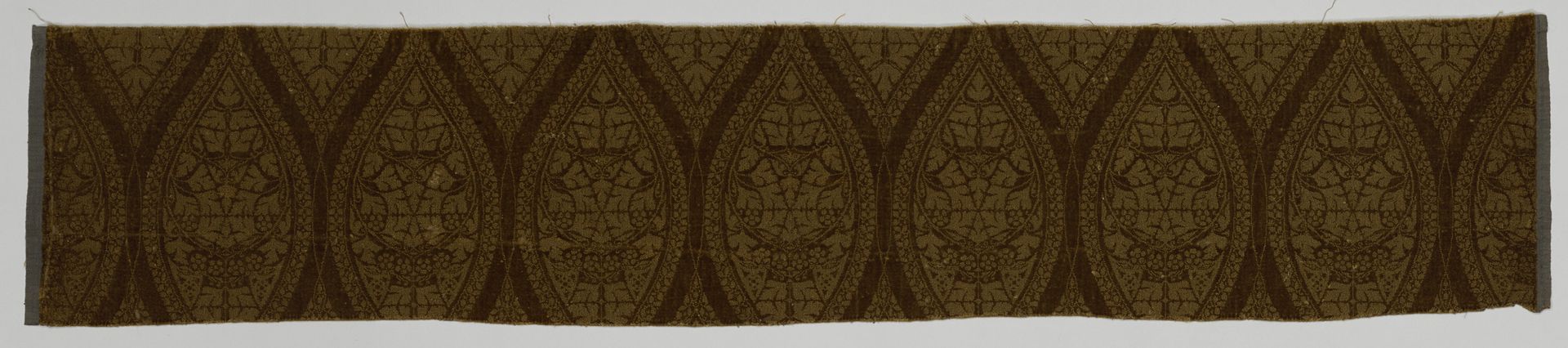 Fragment gordijn- of bespanningsstof met patroon "Bremrandje" by Theo Nieuwenhuis