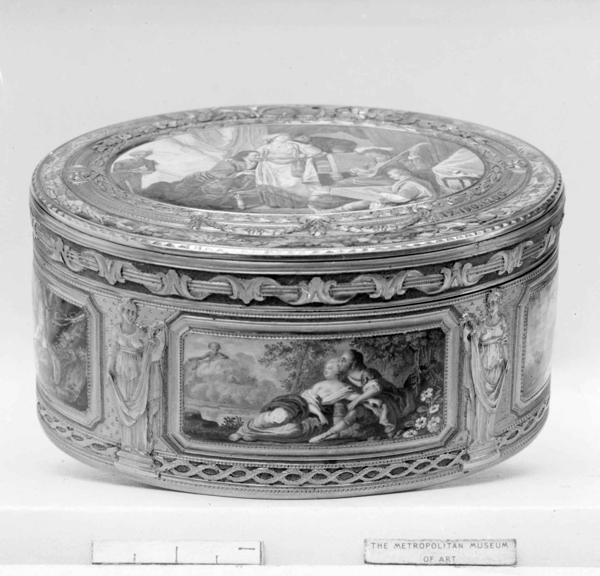 Snuffbox by Louis-Philippe Demay