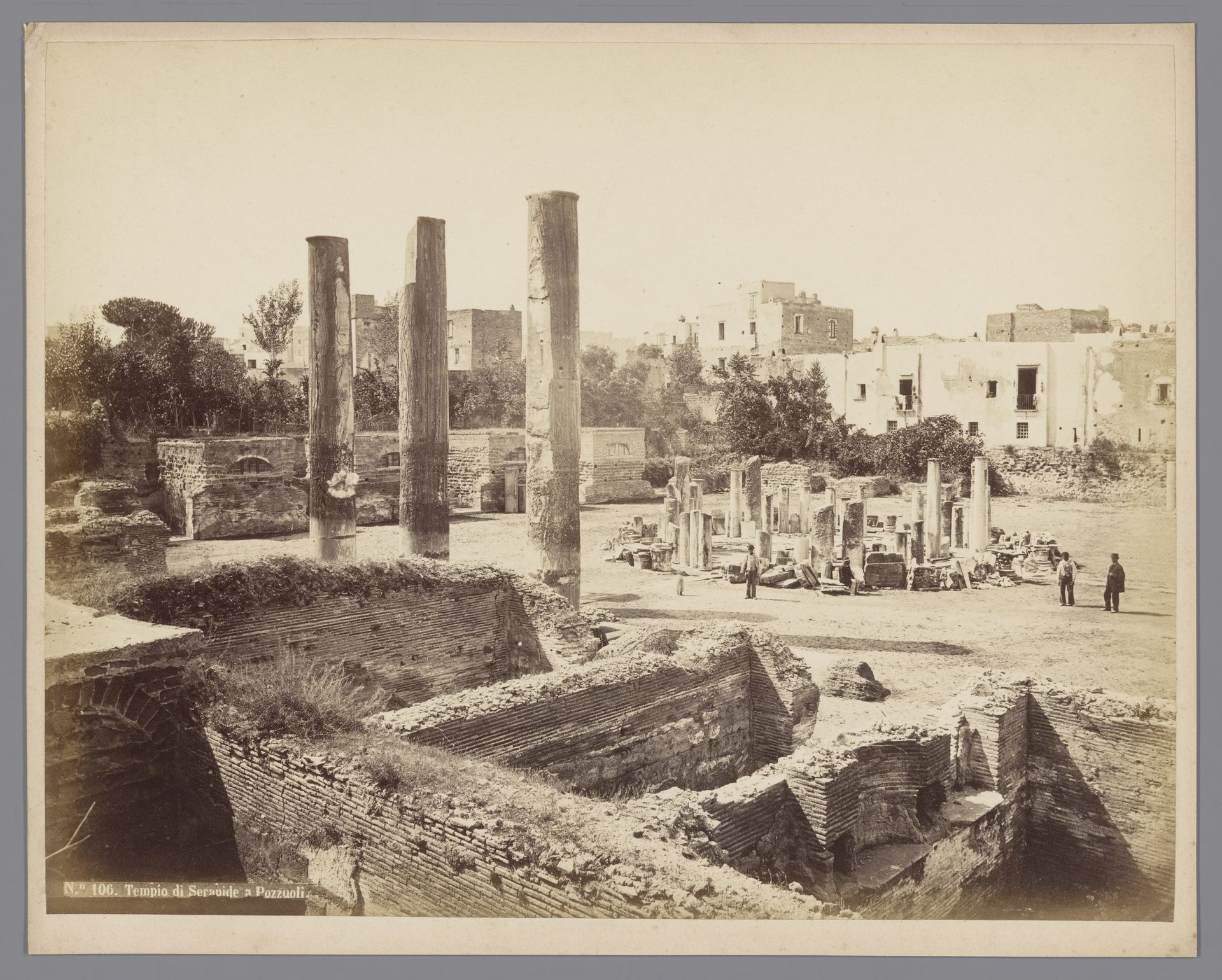 Macellum van Pozzuoli by Roberto Rive