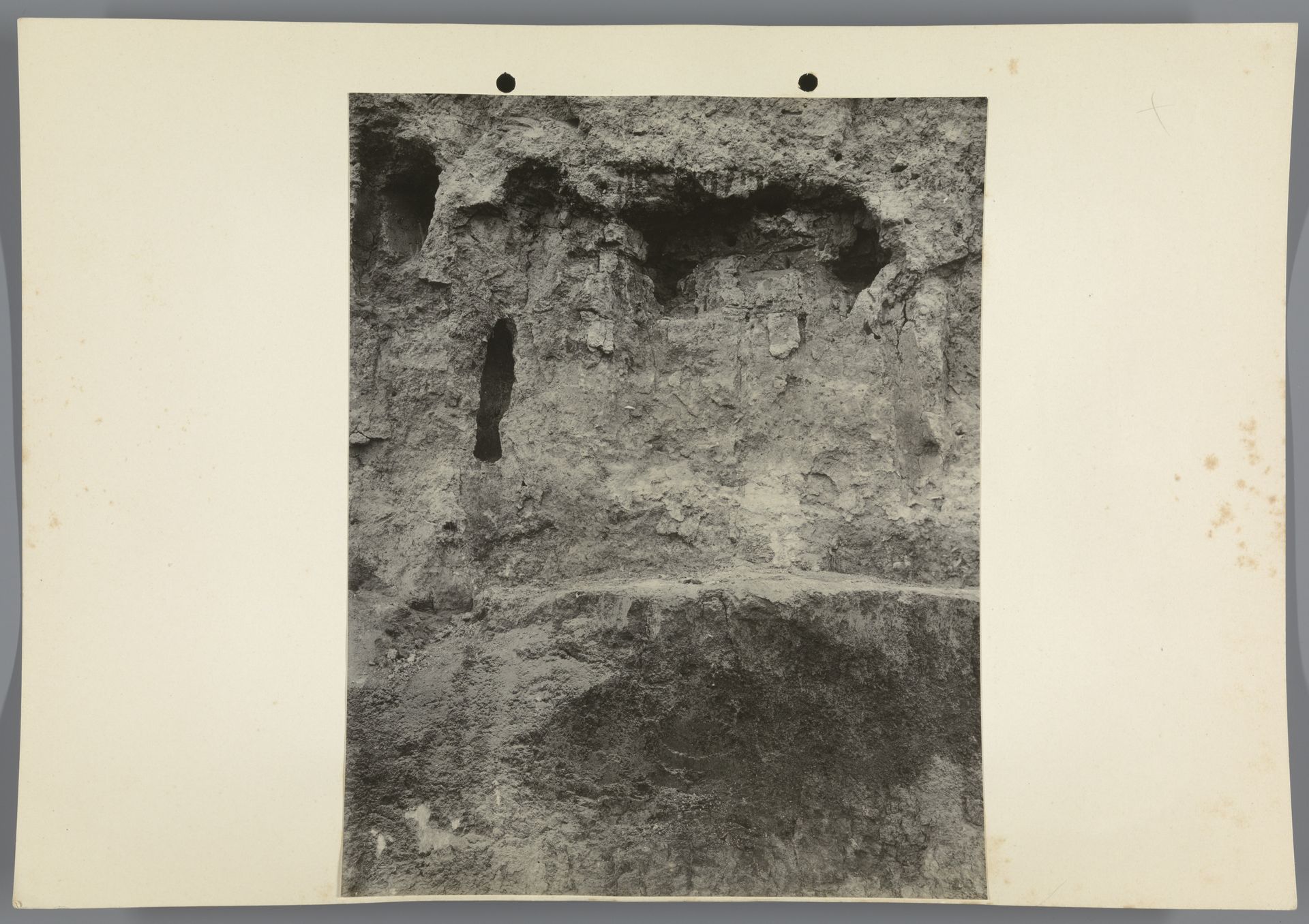 Archeologische opgravingen in Hongarije by Jan Lanting