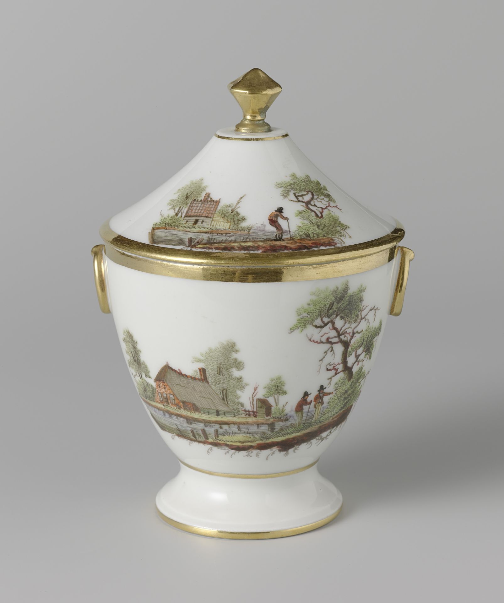 Suikerpot met riviergezicht by Koninklijke Porseleinfabriek Dommer & Co.