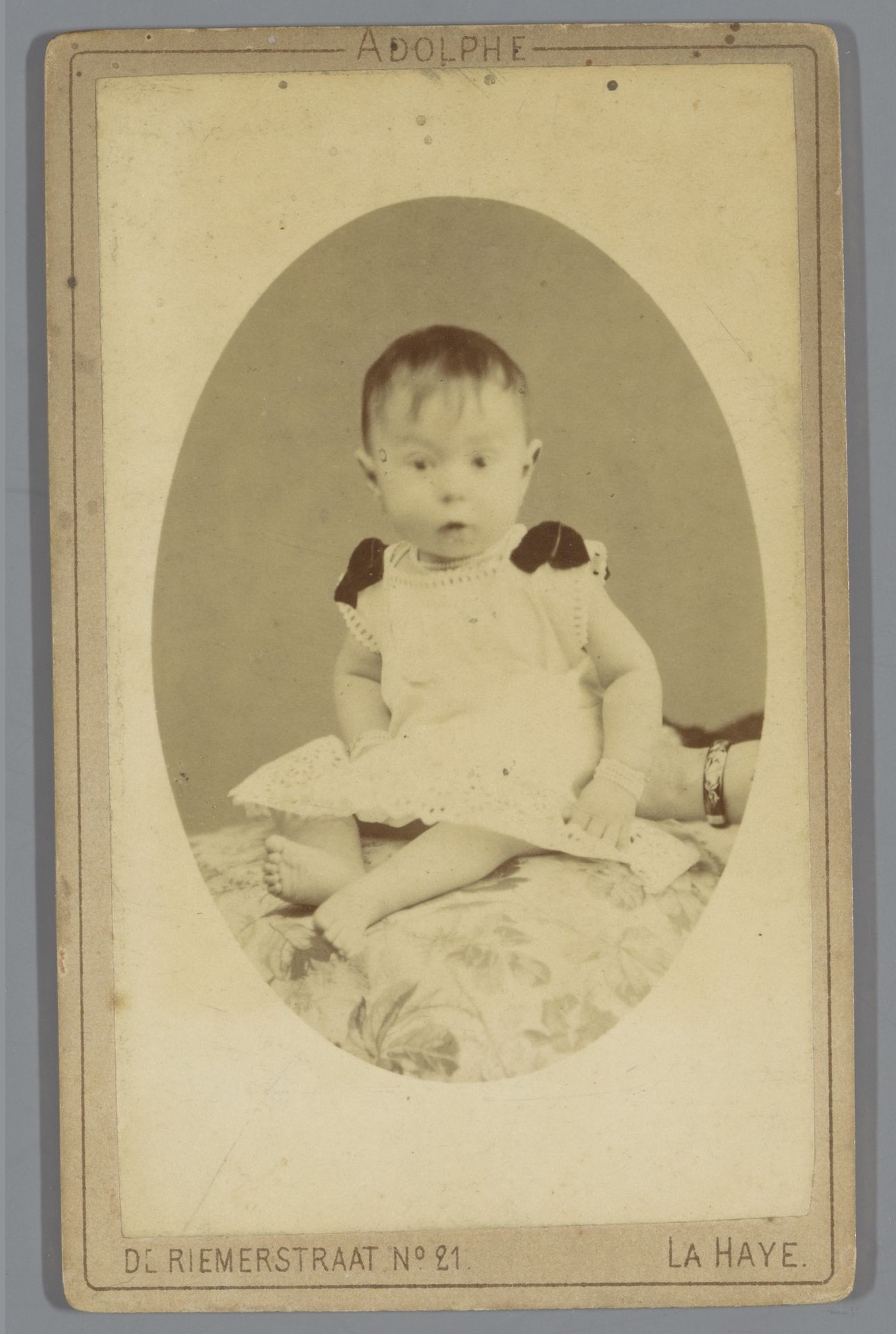 Portret van een onbekende baby by Adolphe Zimmermans