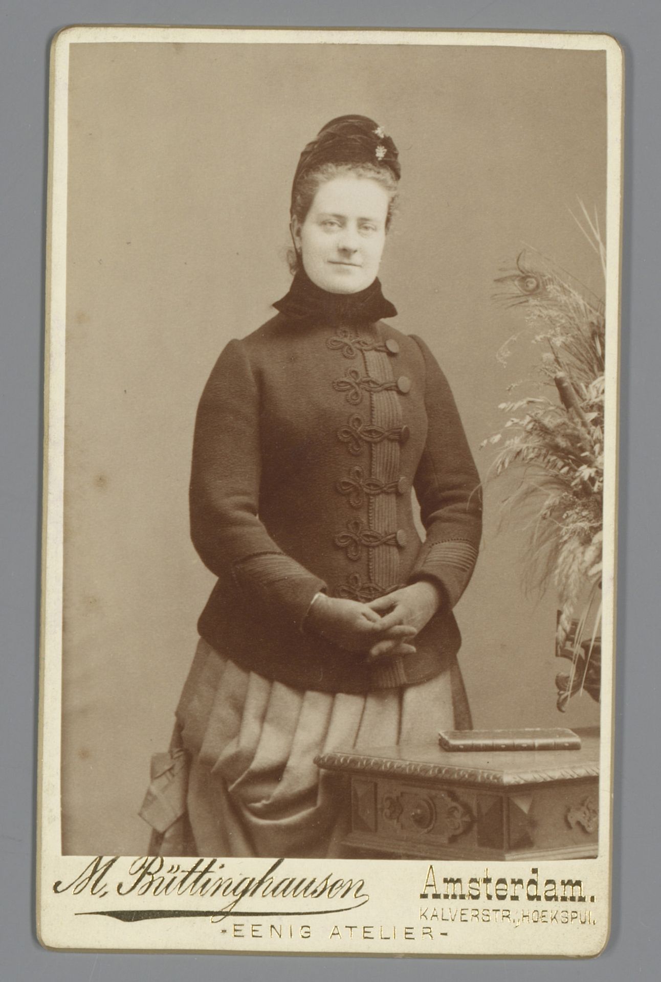 Portret van Neletta Jonker van der Linden by Max Büttinghausen