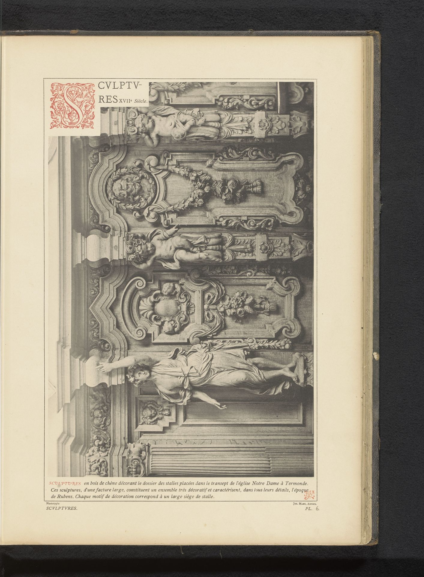Eikenhouten sculpturen in de Onze-Lieve-Vrouwekerk te Dendermonde by Anonymous