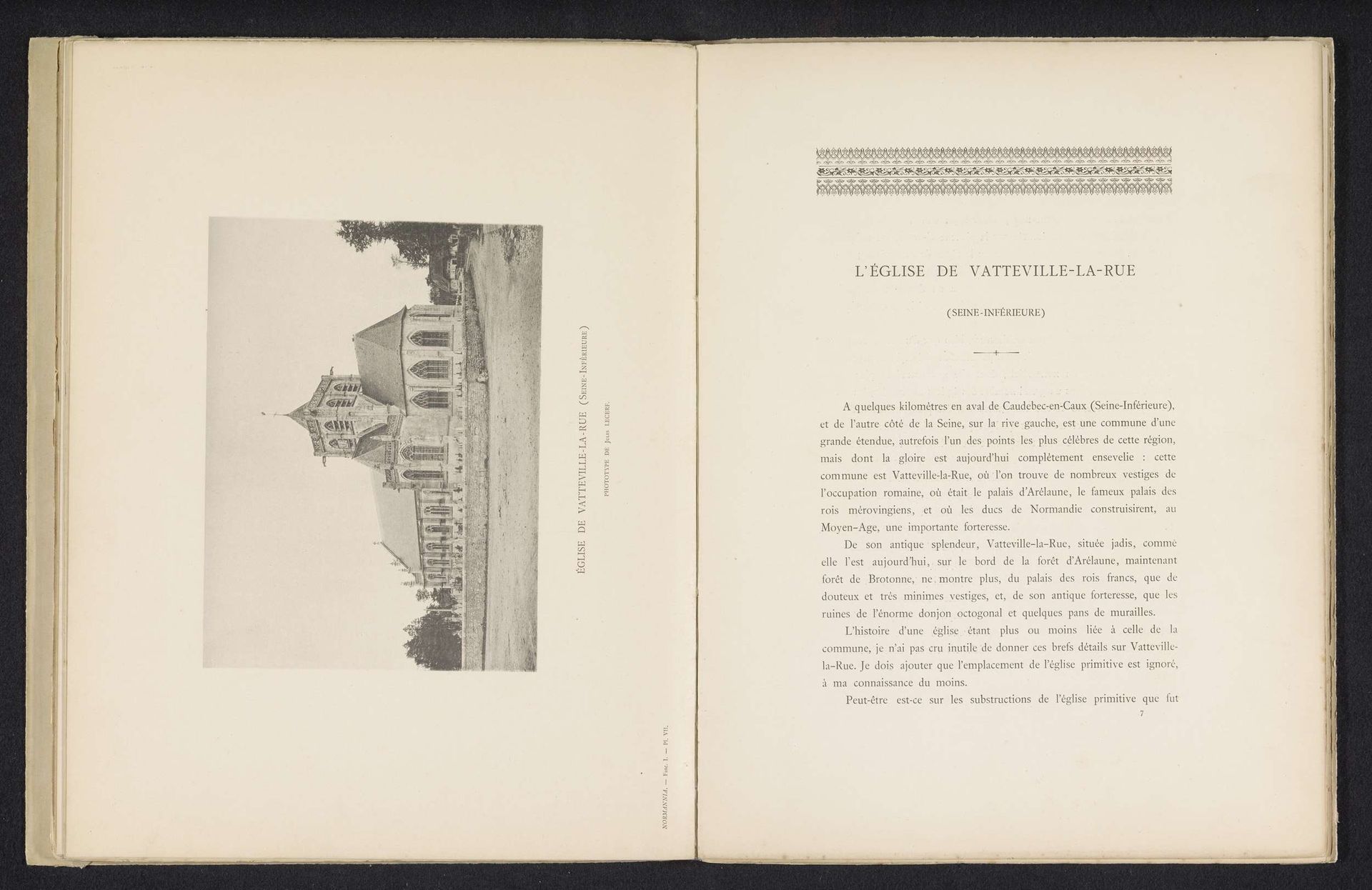 Exterieur van de Église Saint-Martin te Vatteville-la-Rue by Jean Lecerf