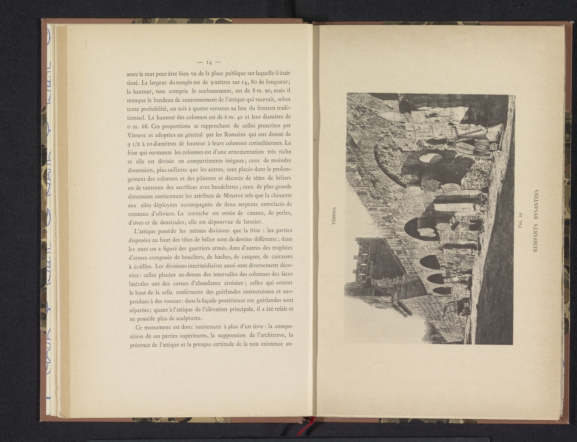Gezicht op een ringmuur uit de Byzantijnse tijd in Tébessa by Anonymous