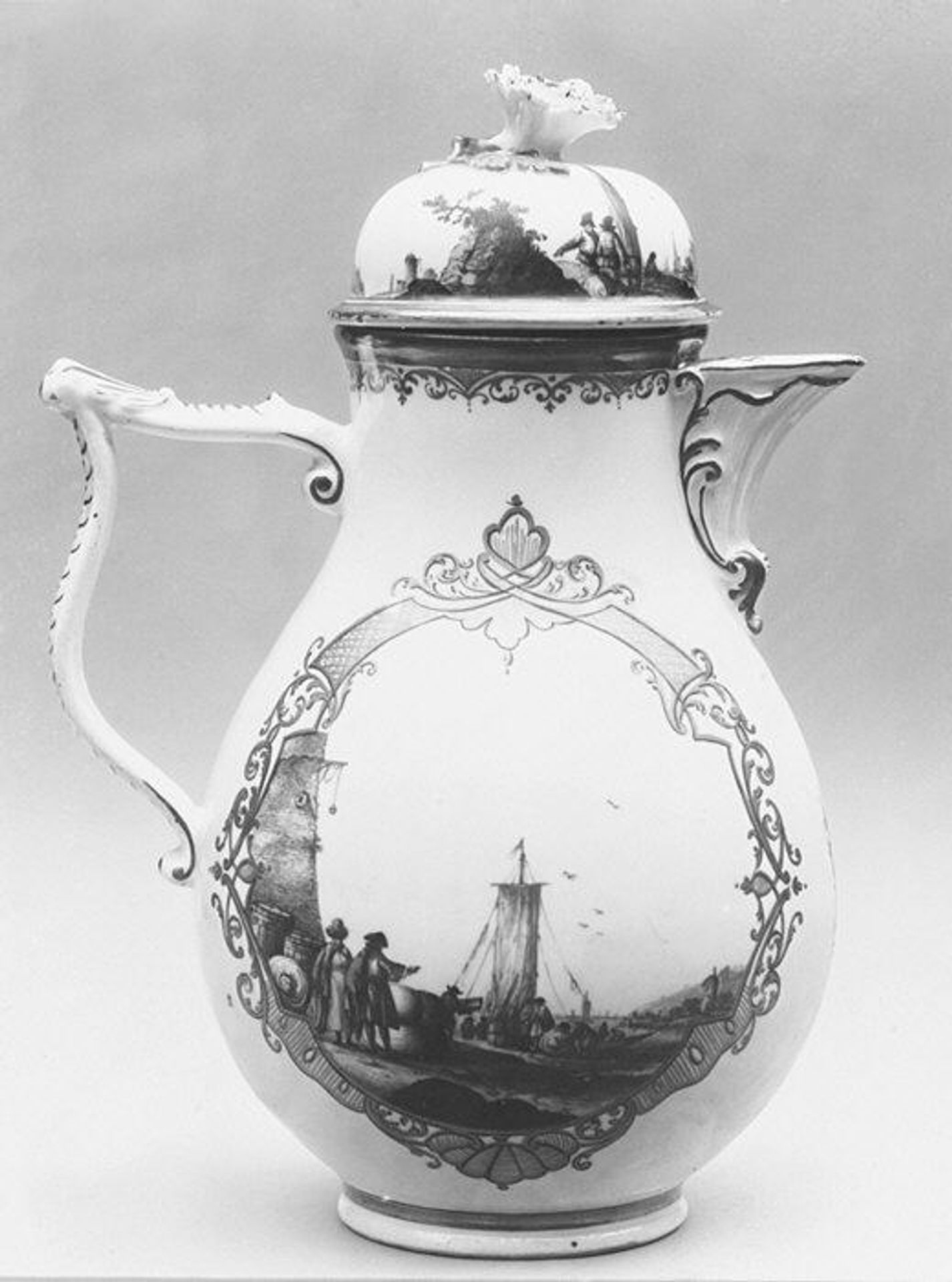 Coffee or chocolate pot by Meissen Manufactory
