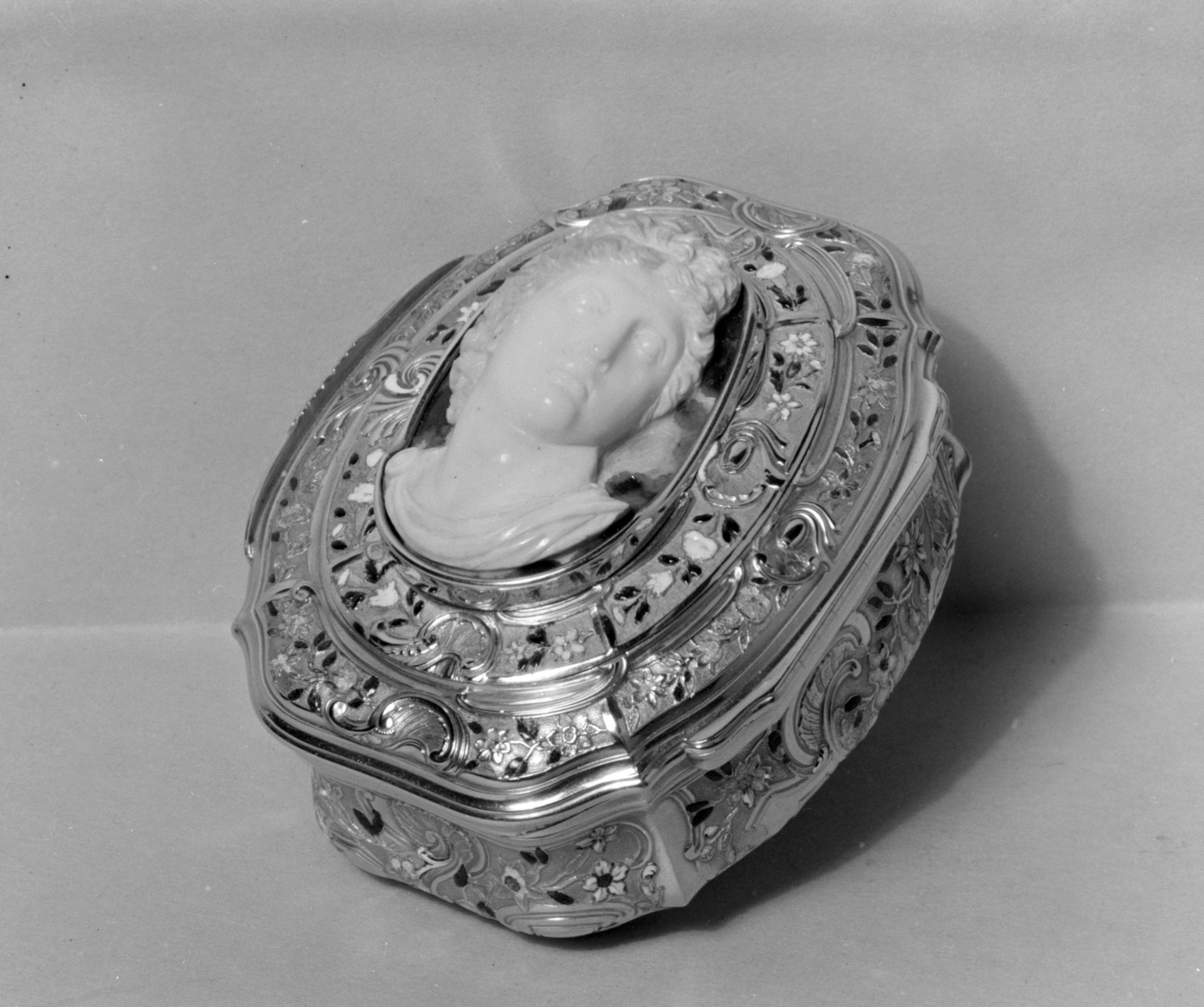 Snuffbox by Noel-Charles Laget