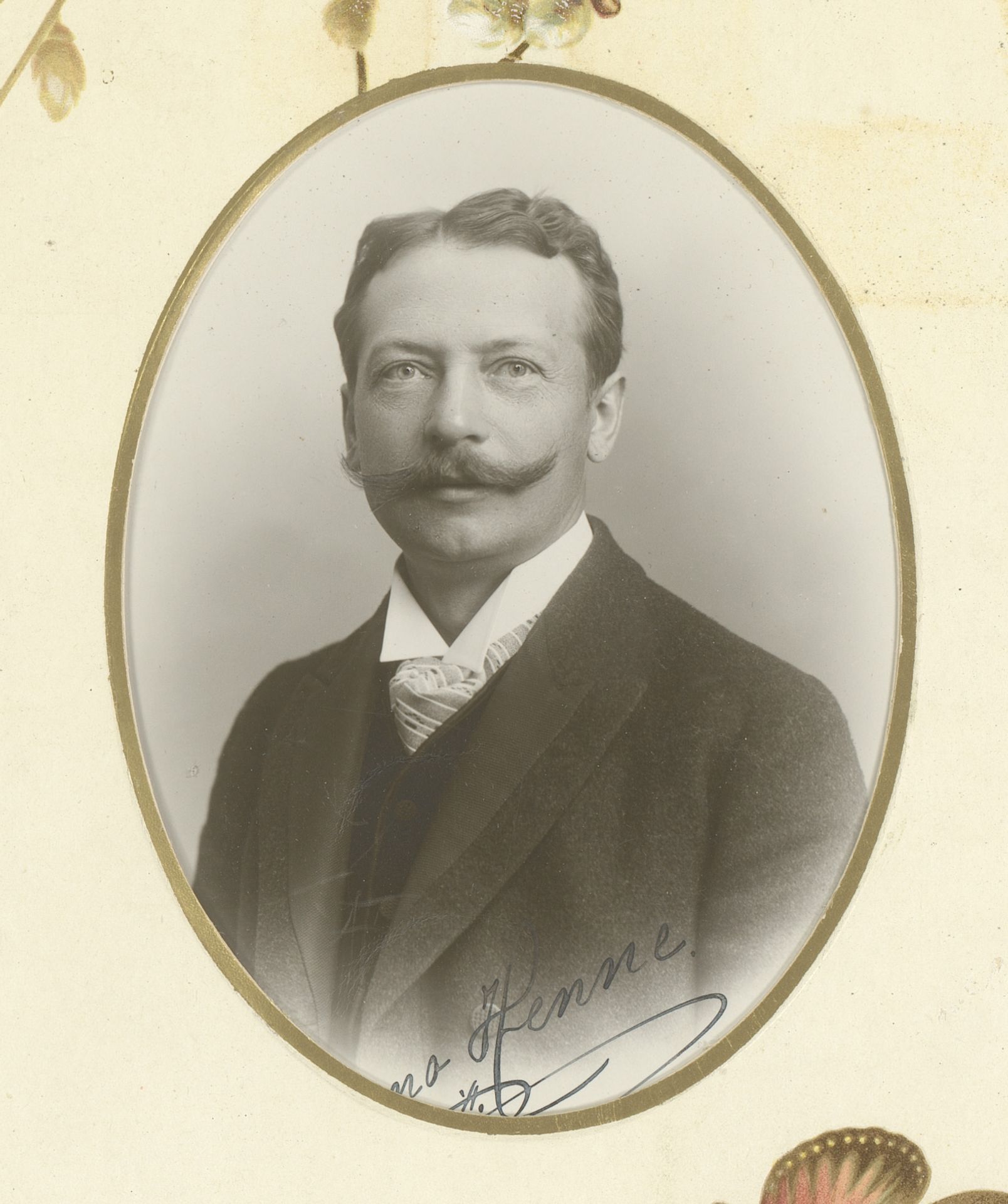 Portret van Bruno Henne by E. Uhlenhuth