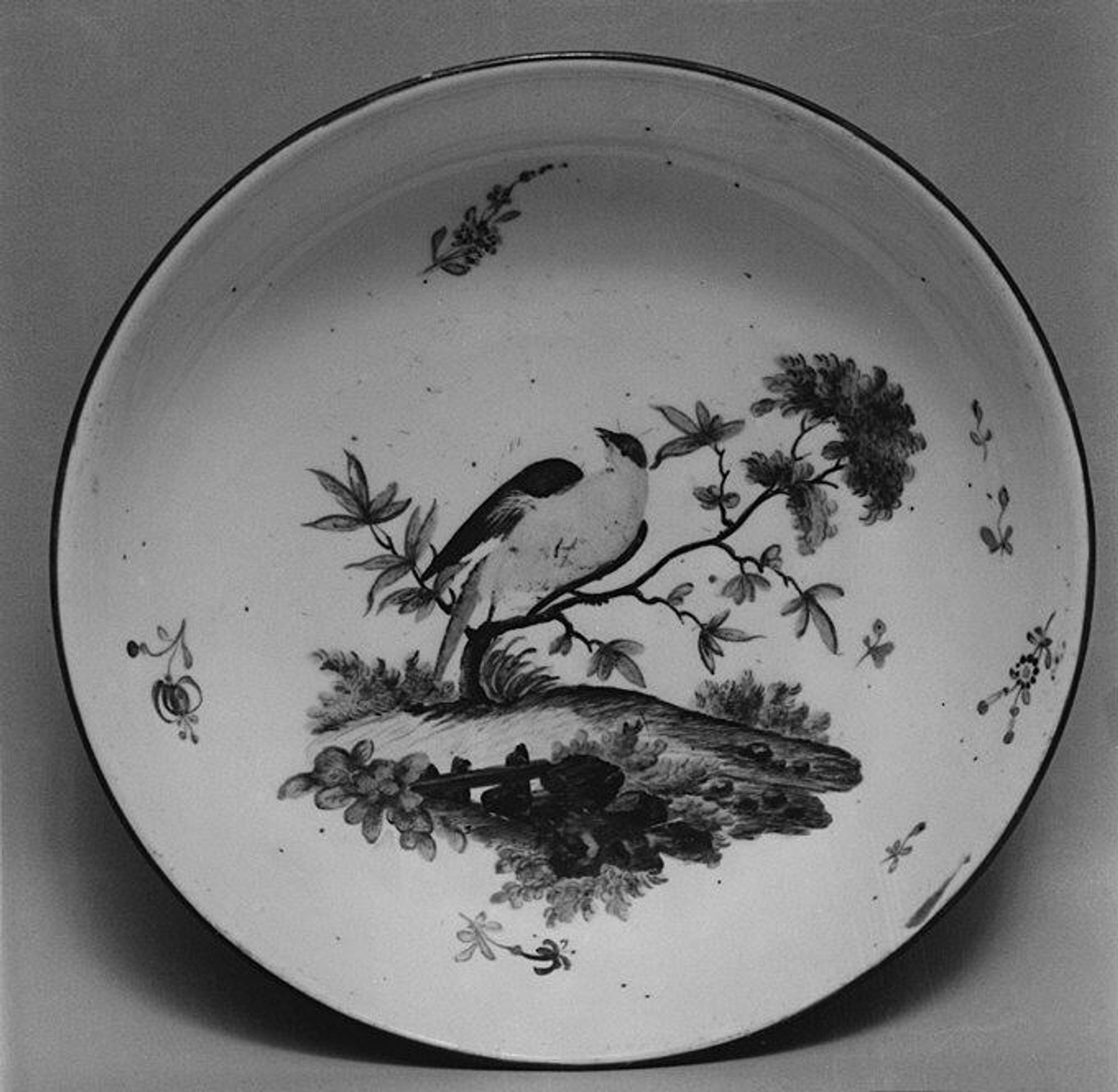 Saucer (part of a service) by Frankenthal Porcelain Manufactory