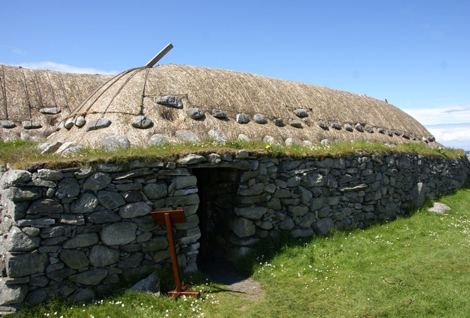 Arnol Blackhouse