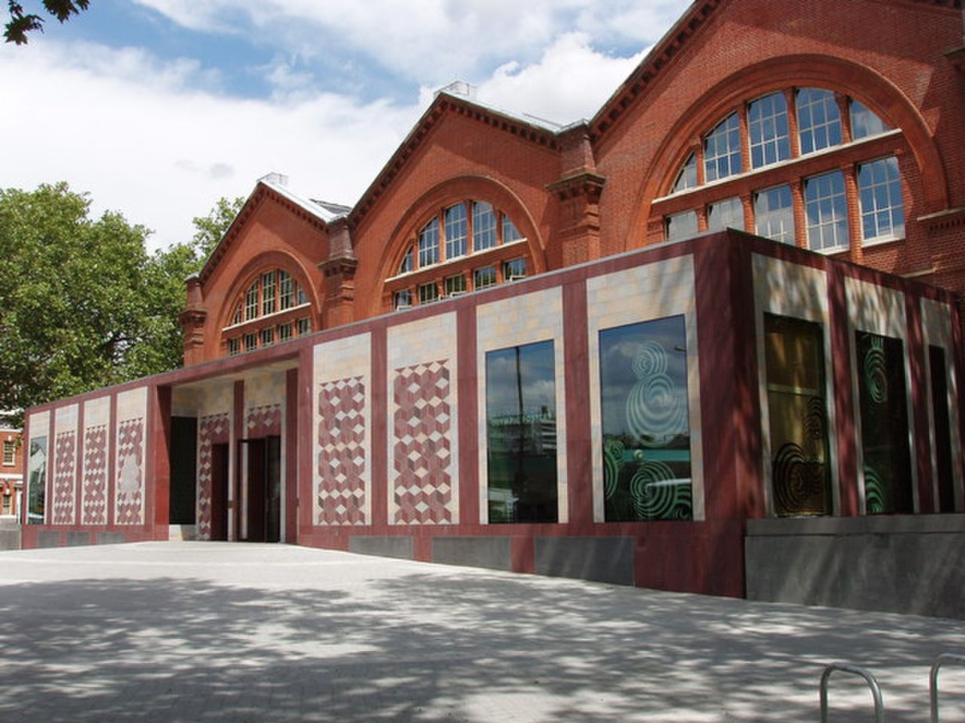 Young V&A